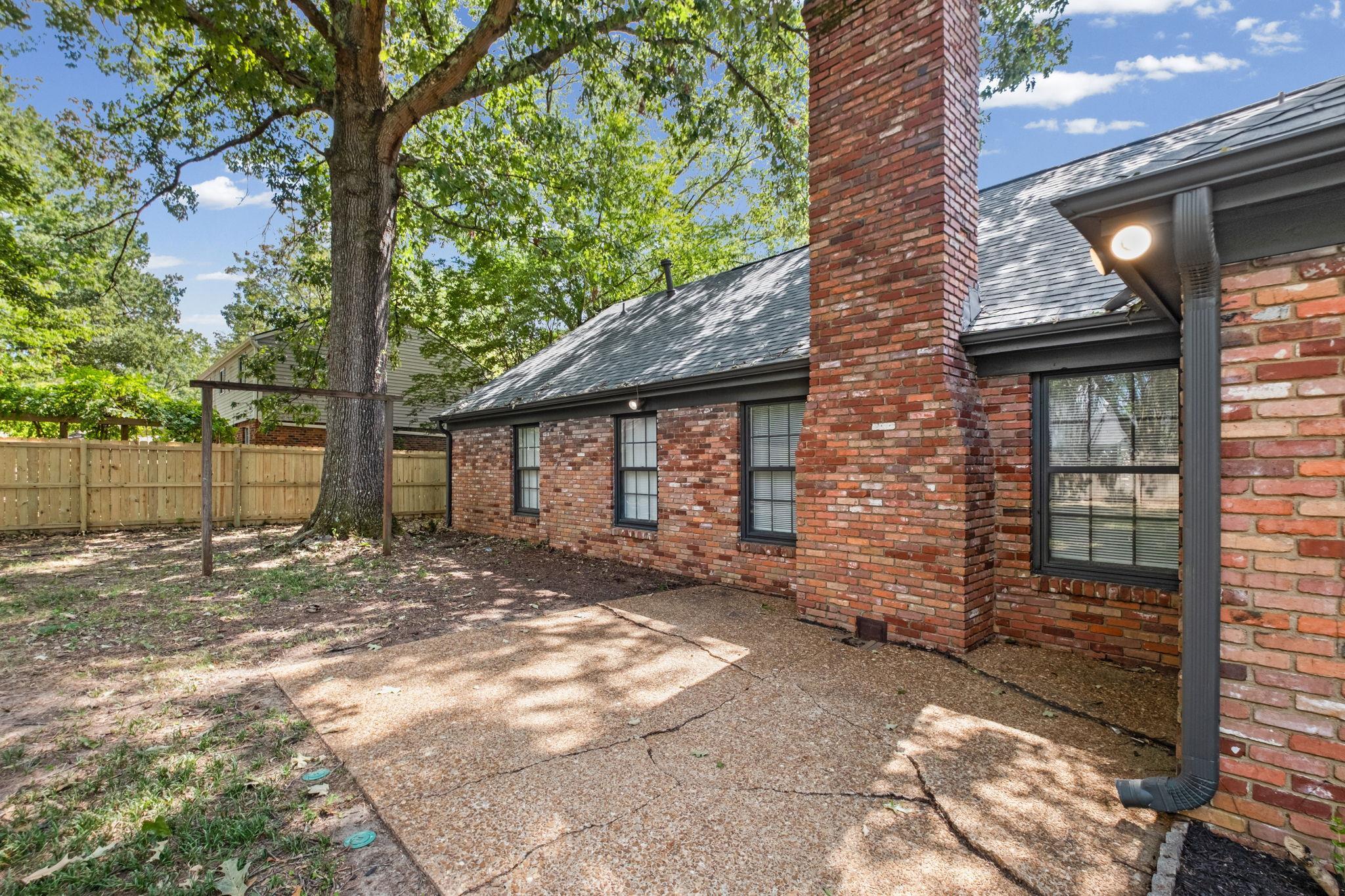 3085 Circle Gate Dr Property Photo 26