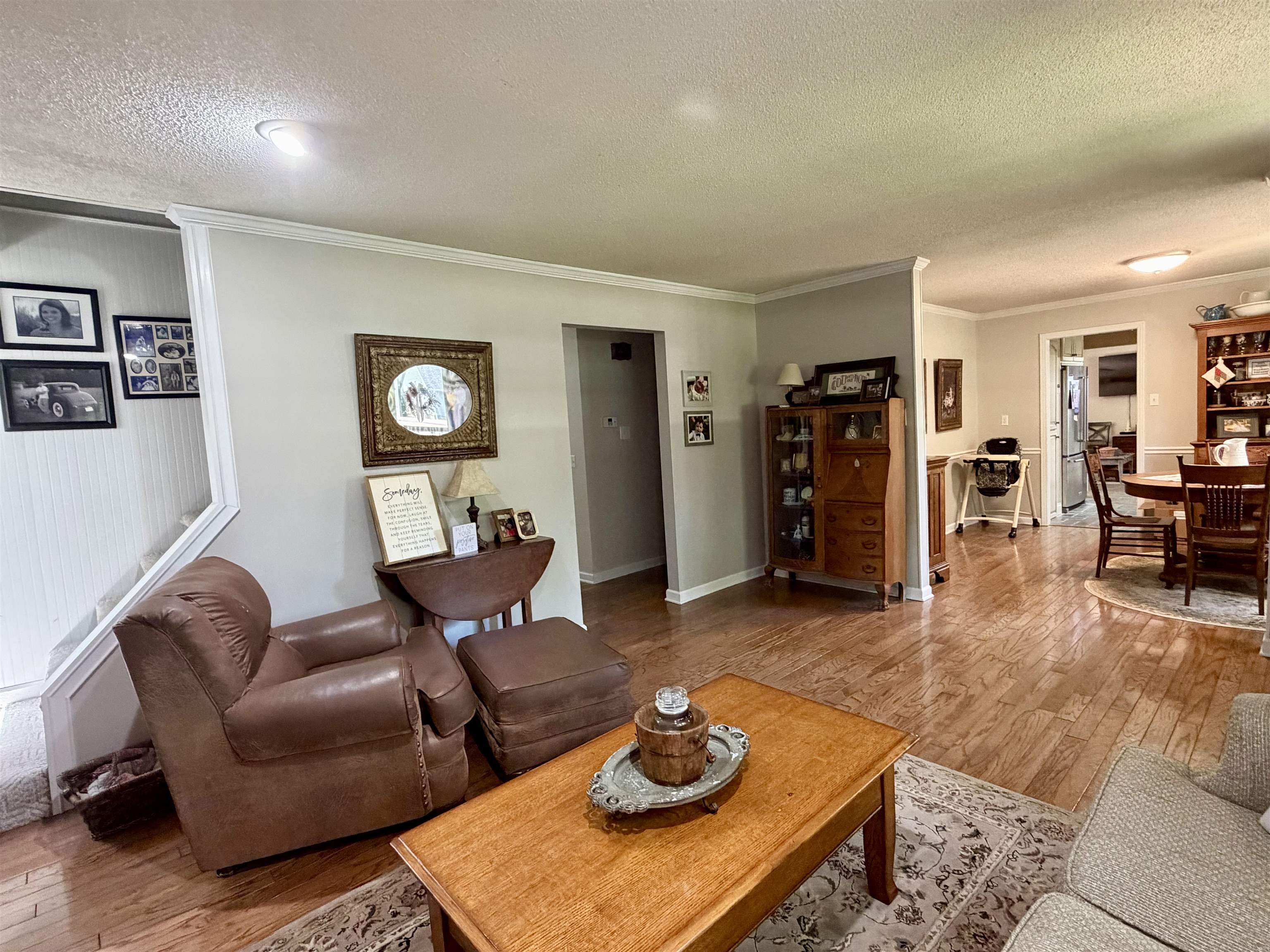 835 Twin View Cir Property Photo 6
