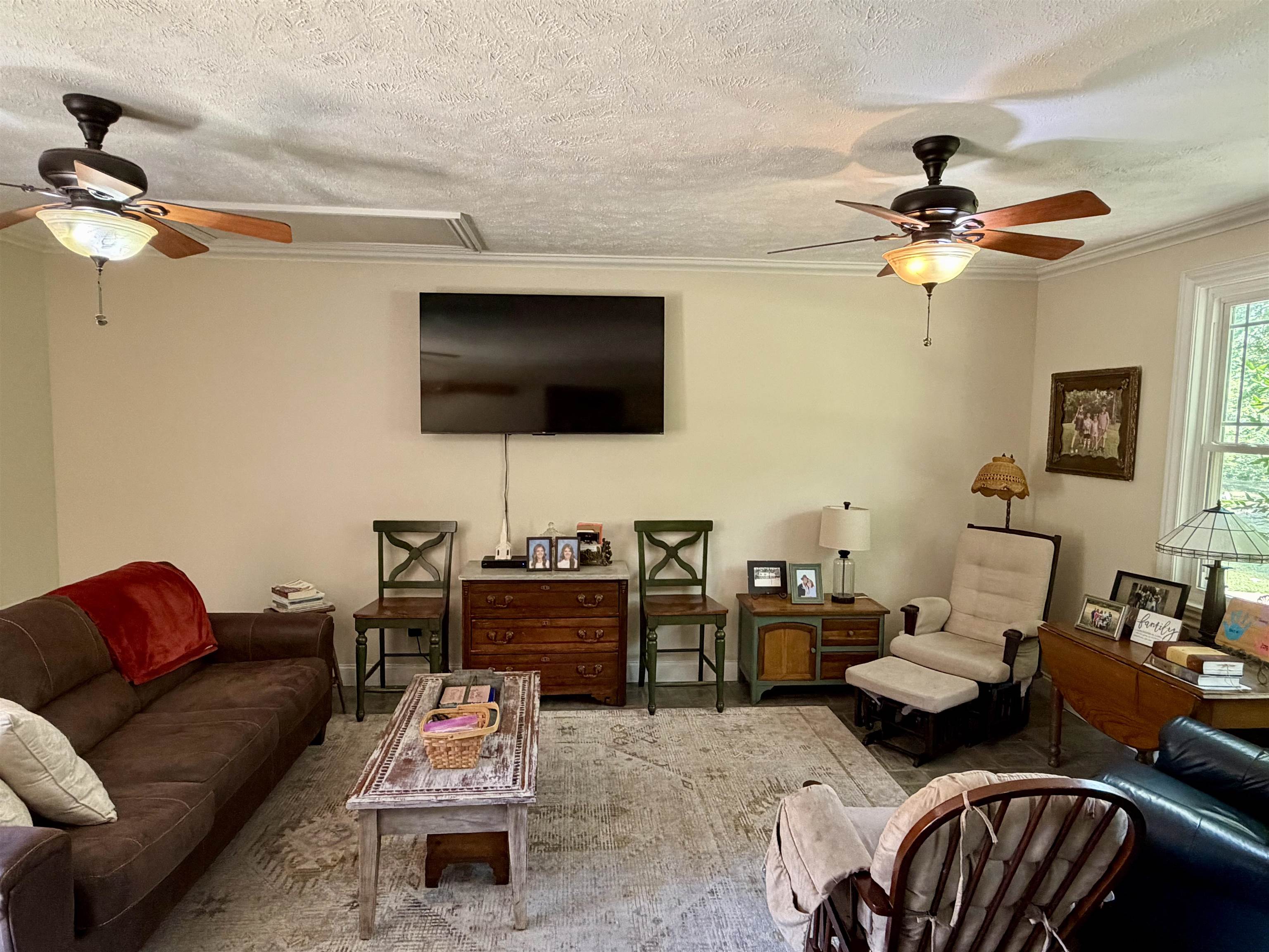 835 Twin View Cir Property Photo 19