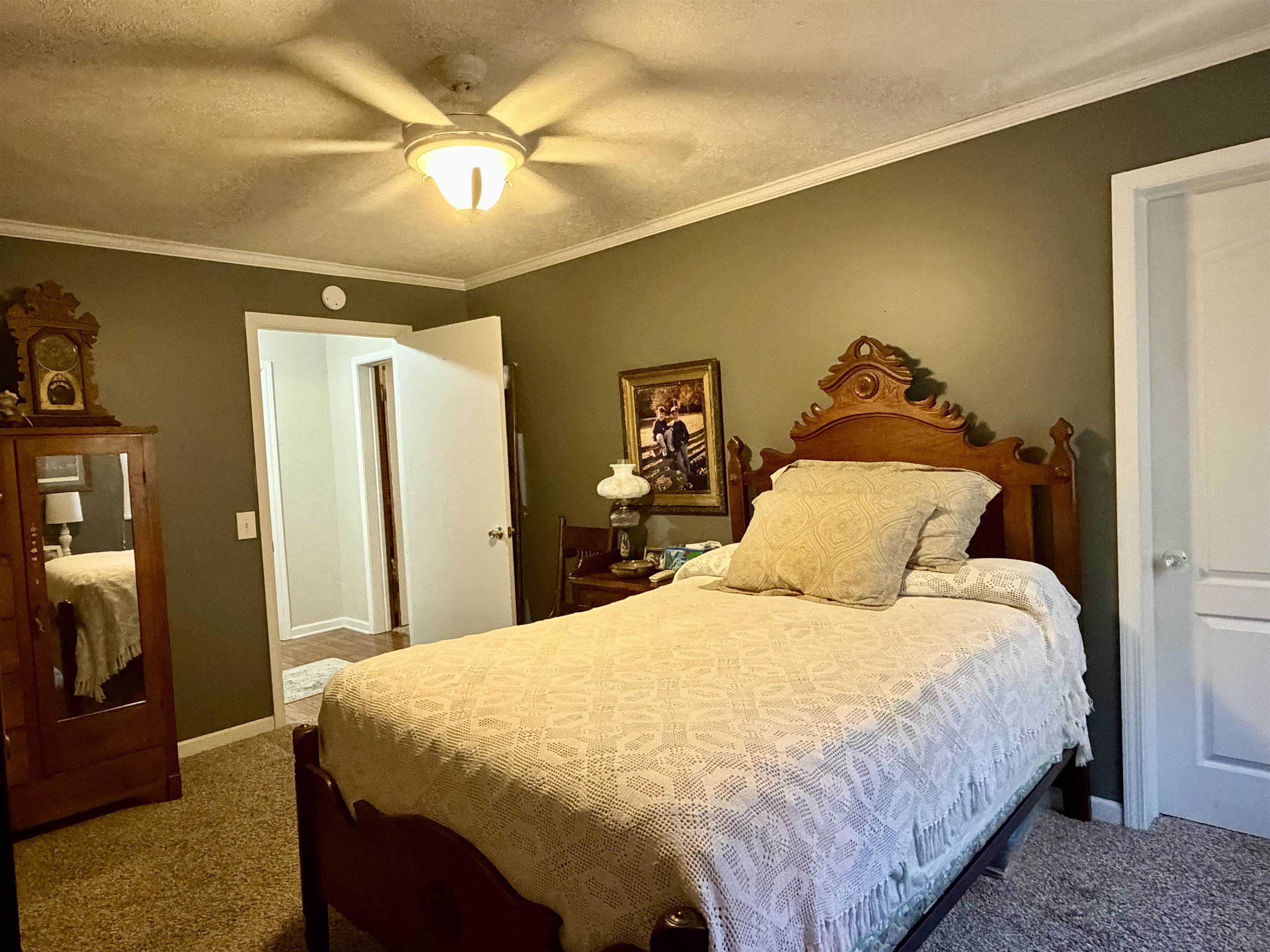 835 Twin View Cir Property Photo 28