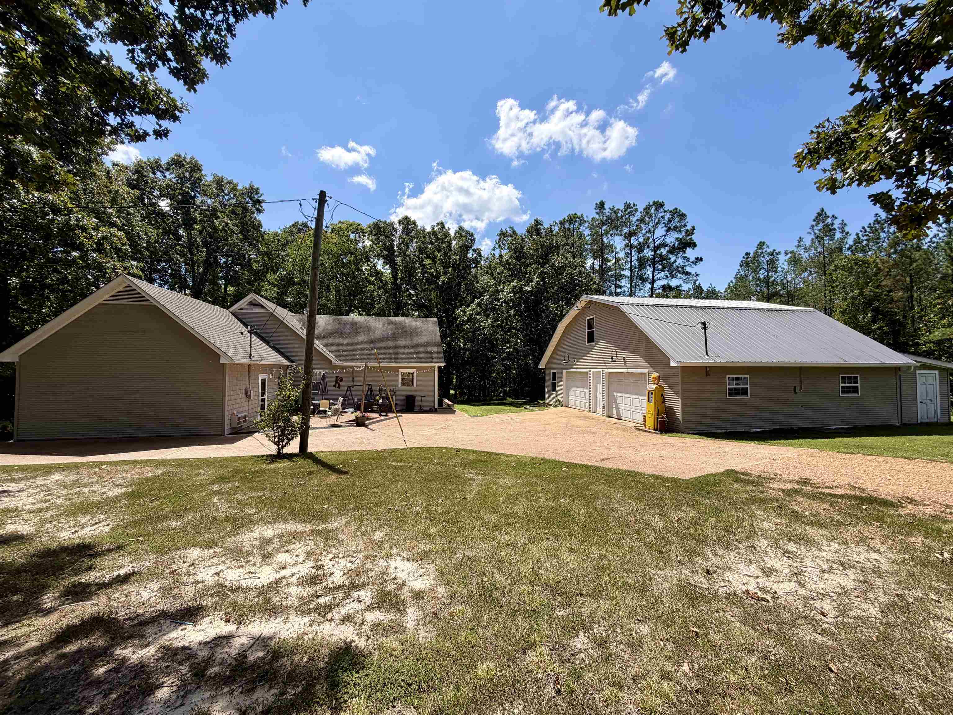 835 Twin View Cir Property Photo 36