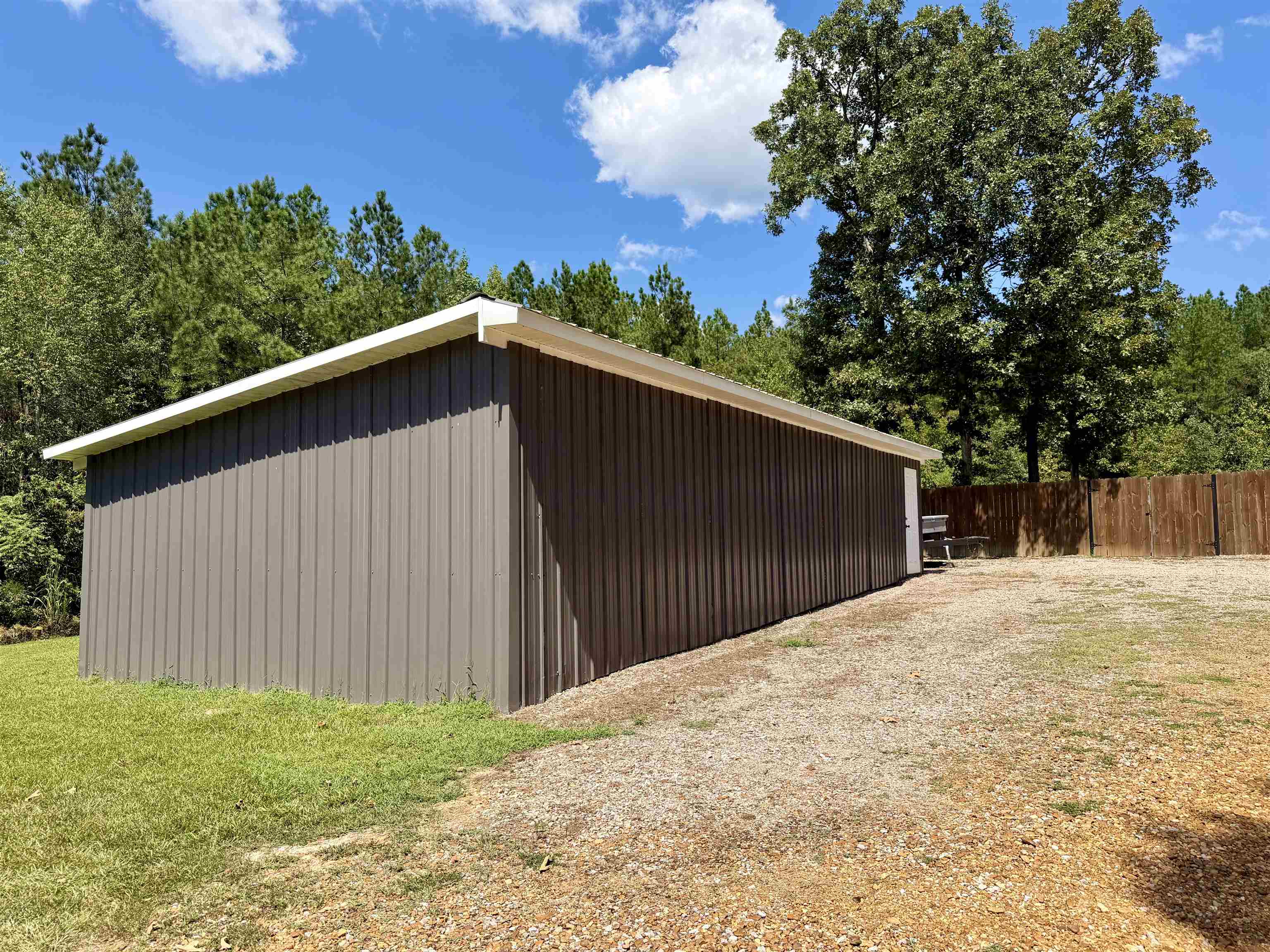 835 Twin View Cir Property Photo 37