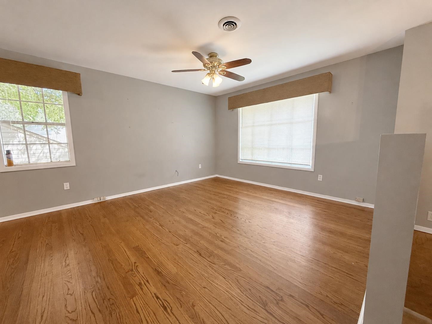 4184 Lansford Dr Property Photo 3