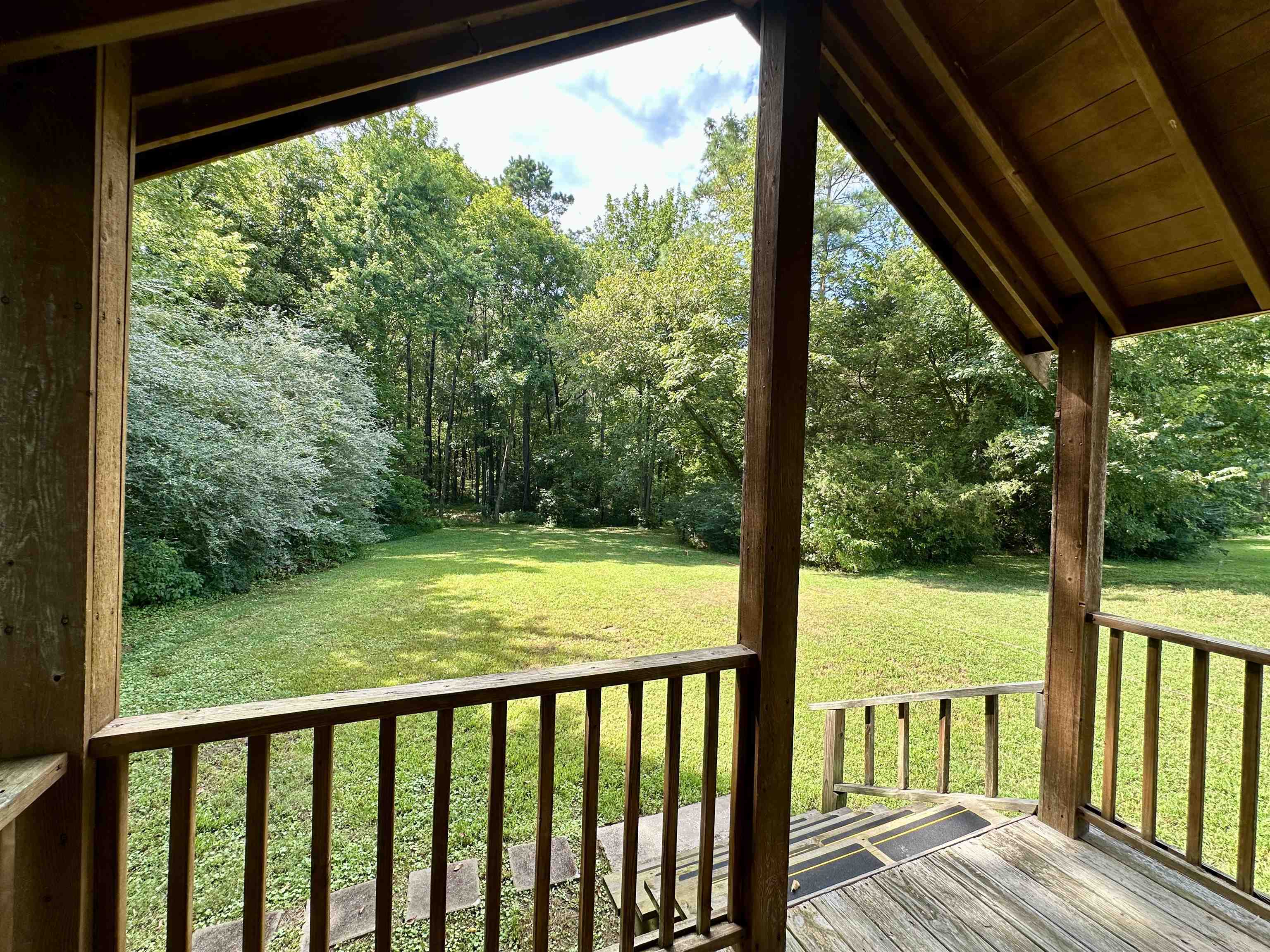 5735 Railroad St Property Photo 14