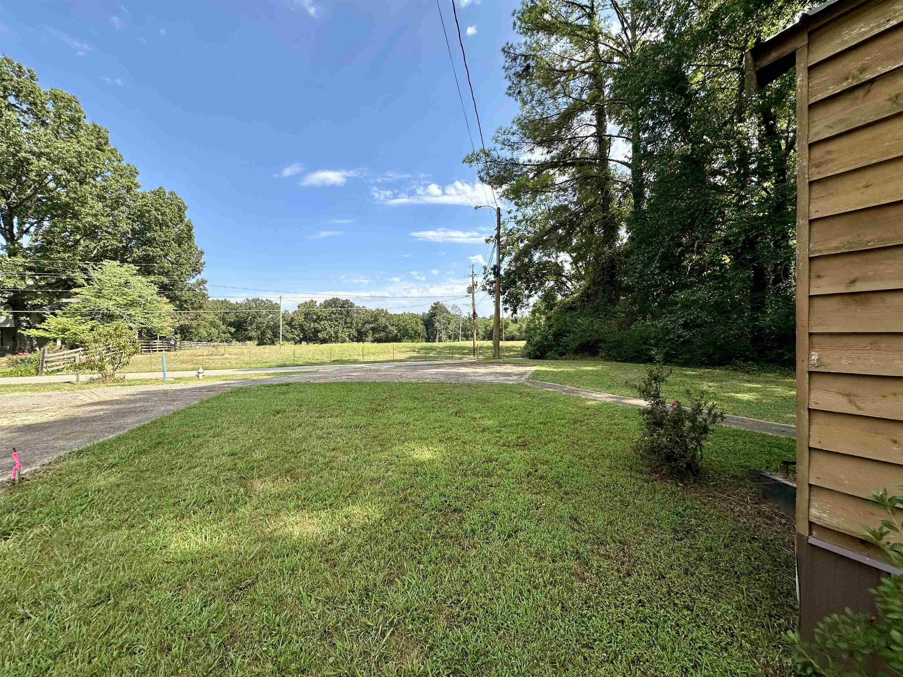 5735 Railroad St Property Photo 18
