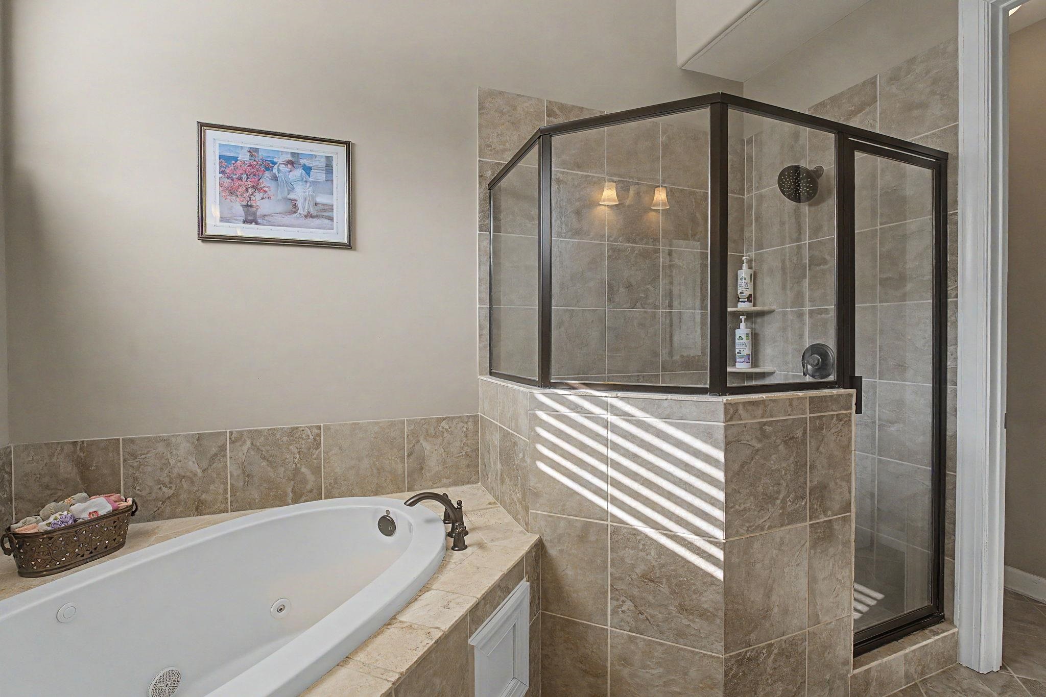 9082 Oakvale Dr Property Photo 13