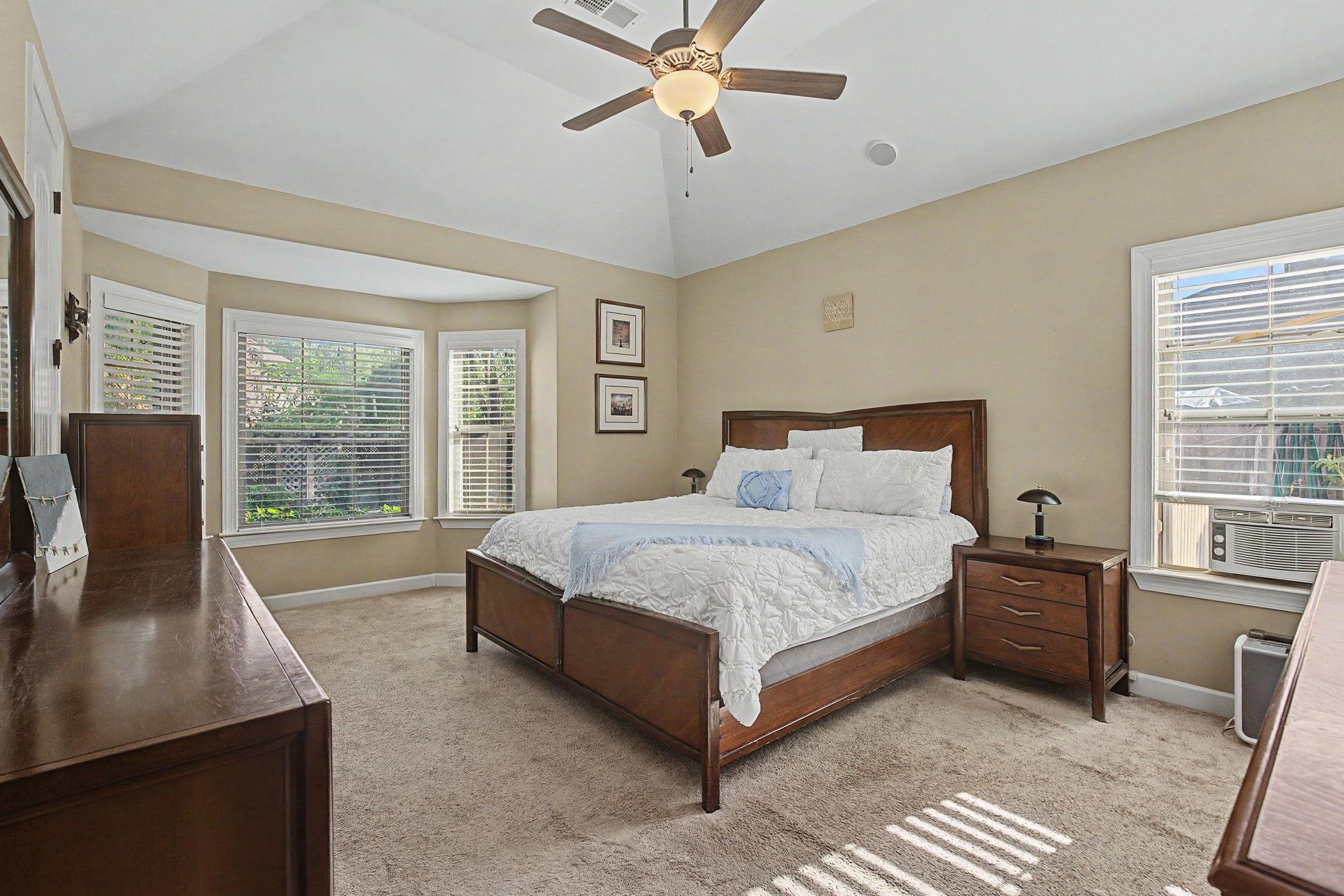 9082 Oakvale Dr Property Photo 14