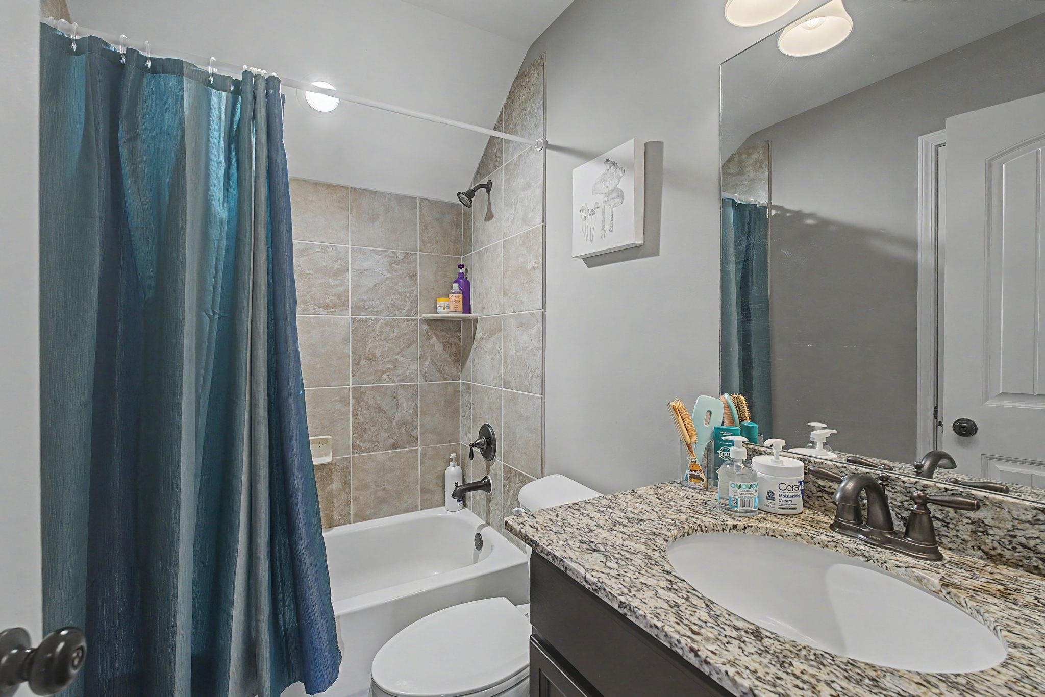 9082 Oakvale Dr Property Photo 17