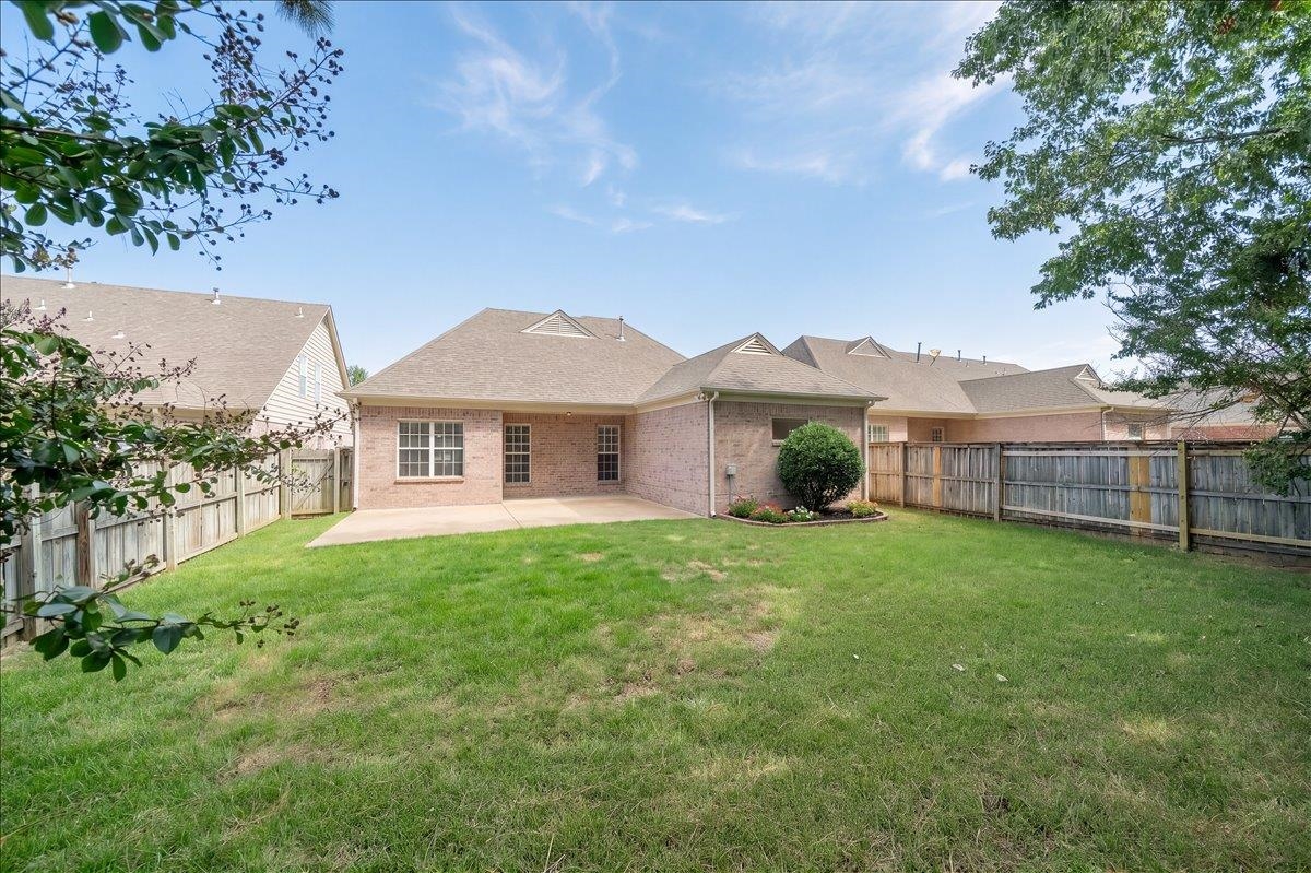 10461 Ashboro Dr Property Photo 32
