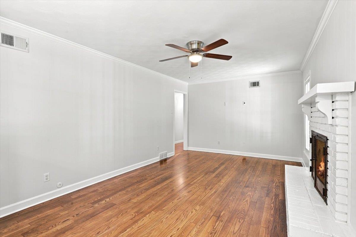 1571 Arcadia St Property Photo 11