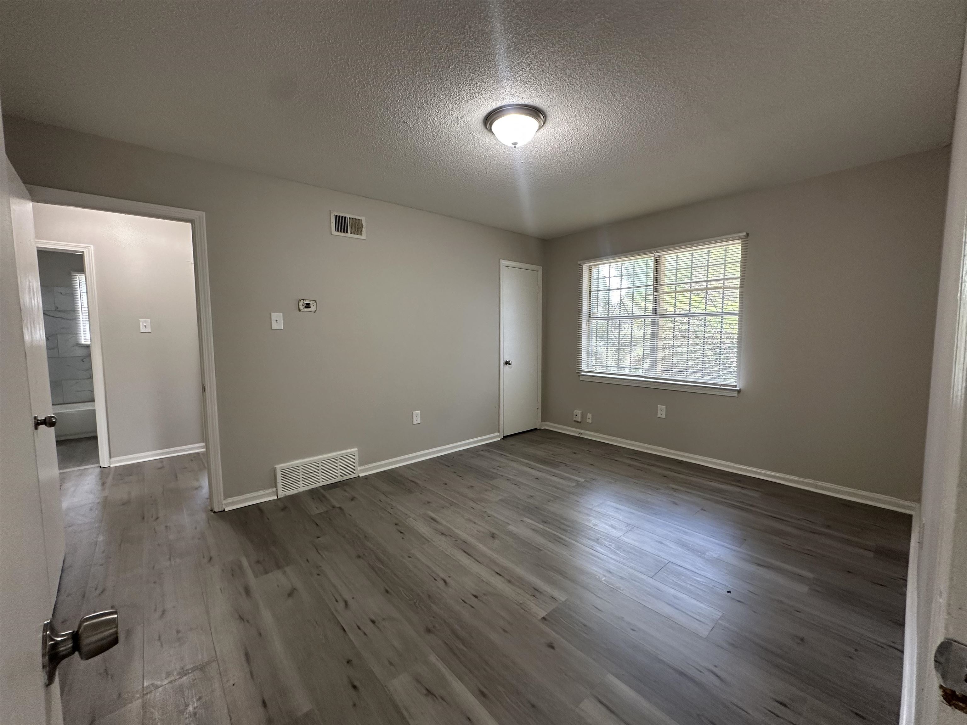 170 Burwood Dr Property Photo 8