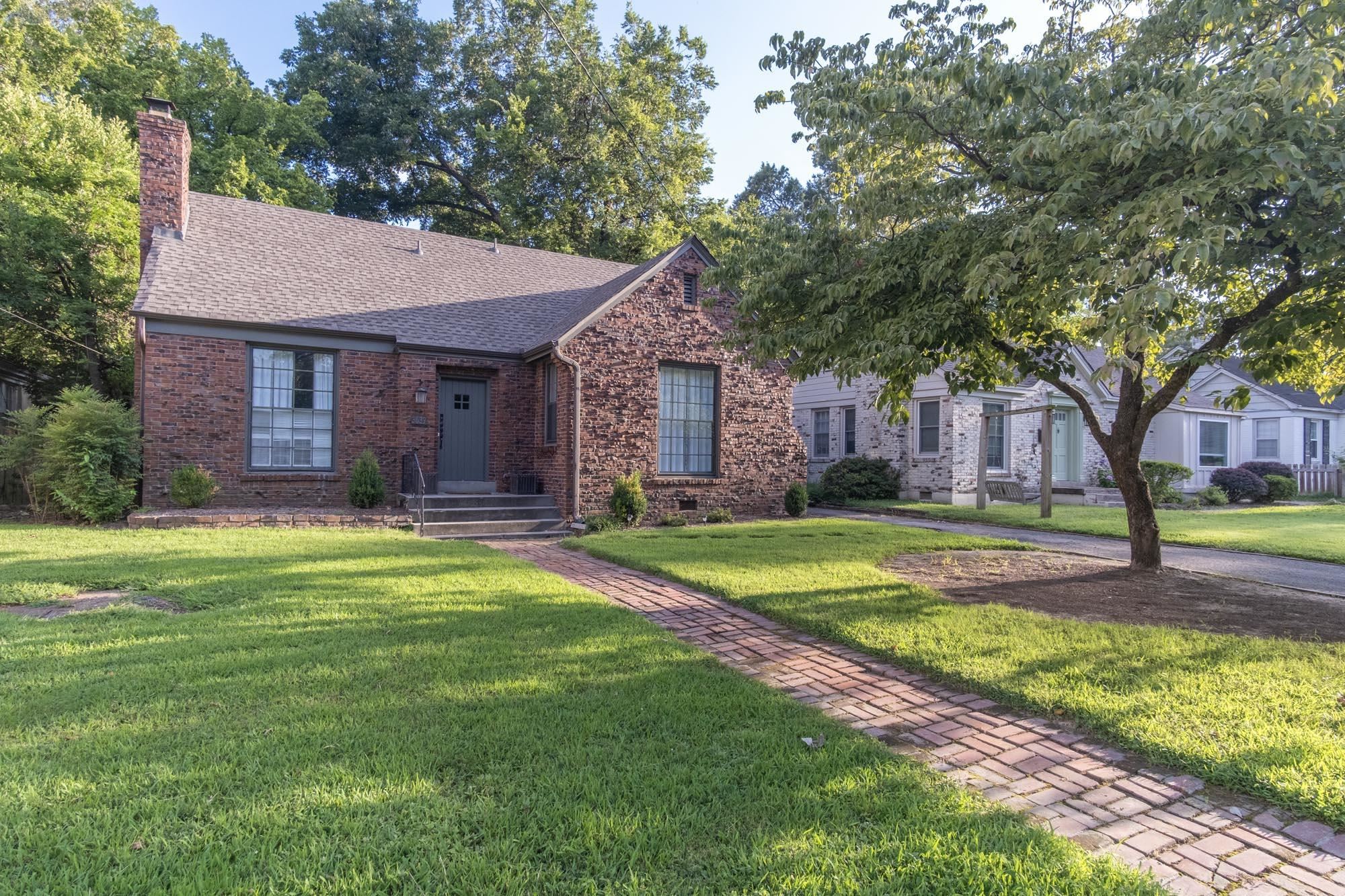 3639 COWDEN AVE Property Photo 1