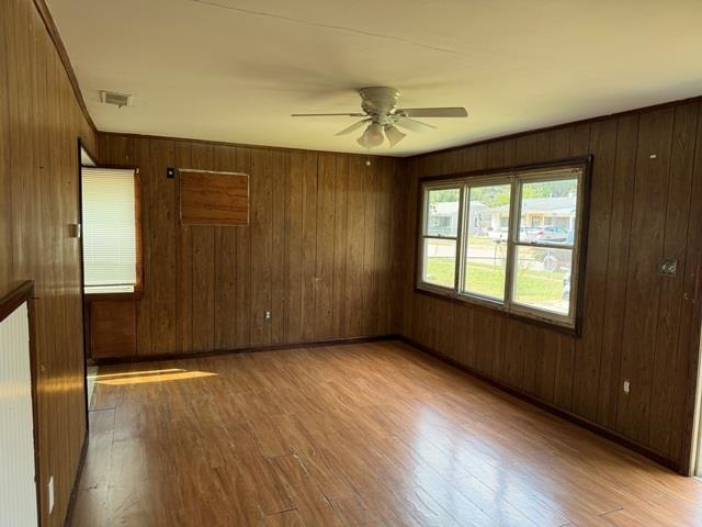 4817 Saratoga Rd Property Photo 5