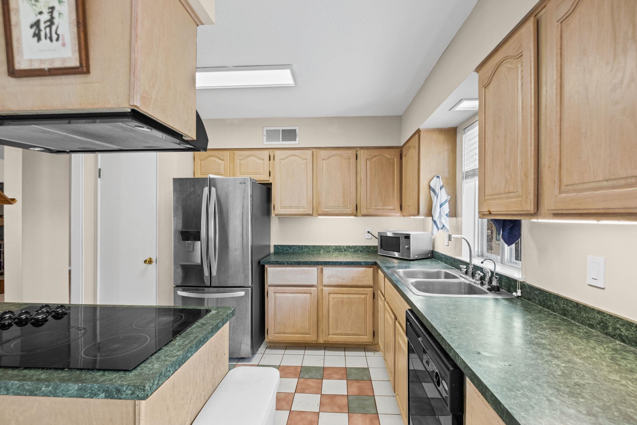 439 S Perkins Rd 439-2 Property Photo 8
