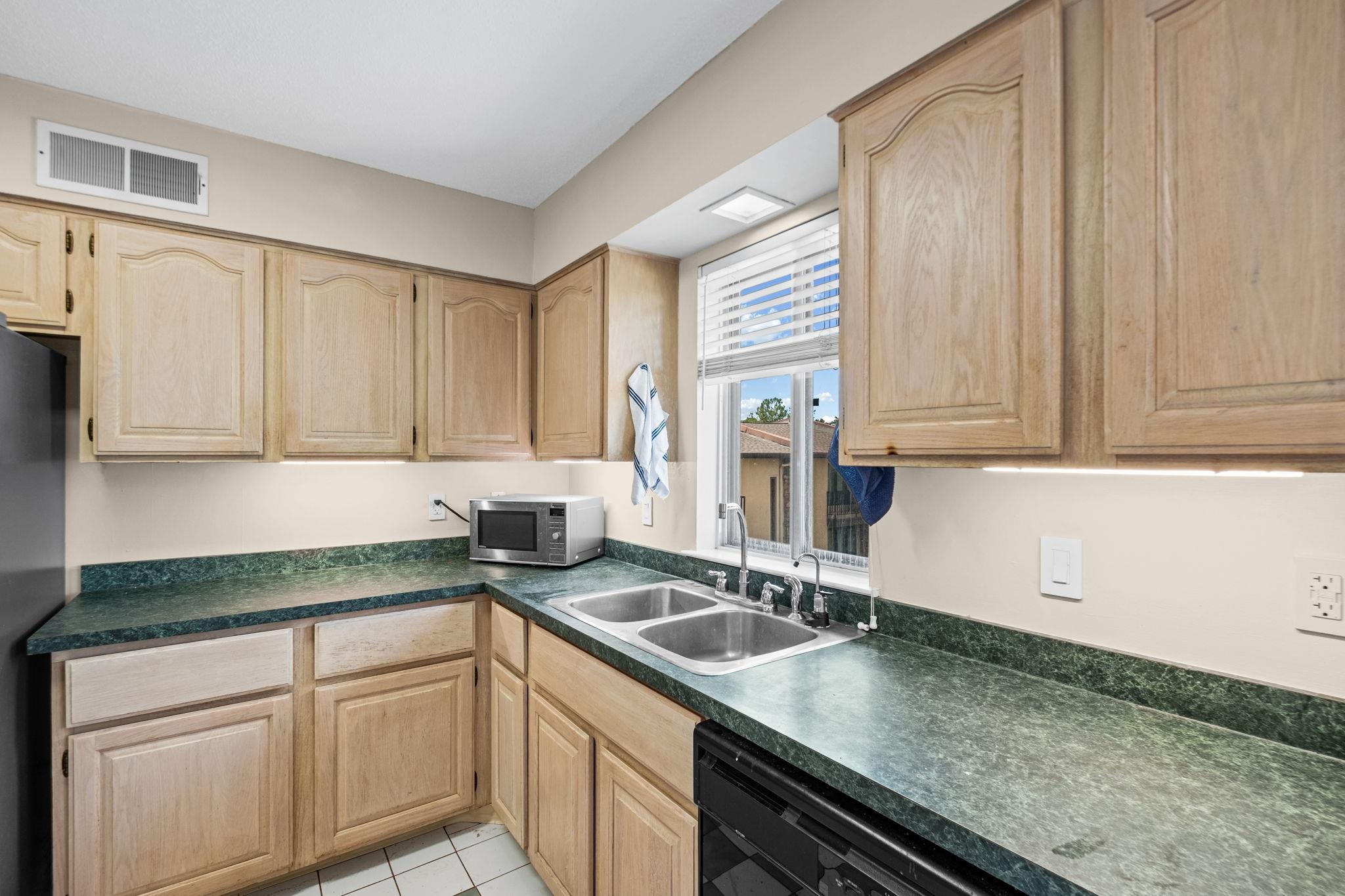 439 S Perkins Rd 439-2 Property Photo 9