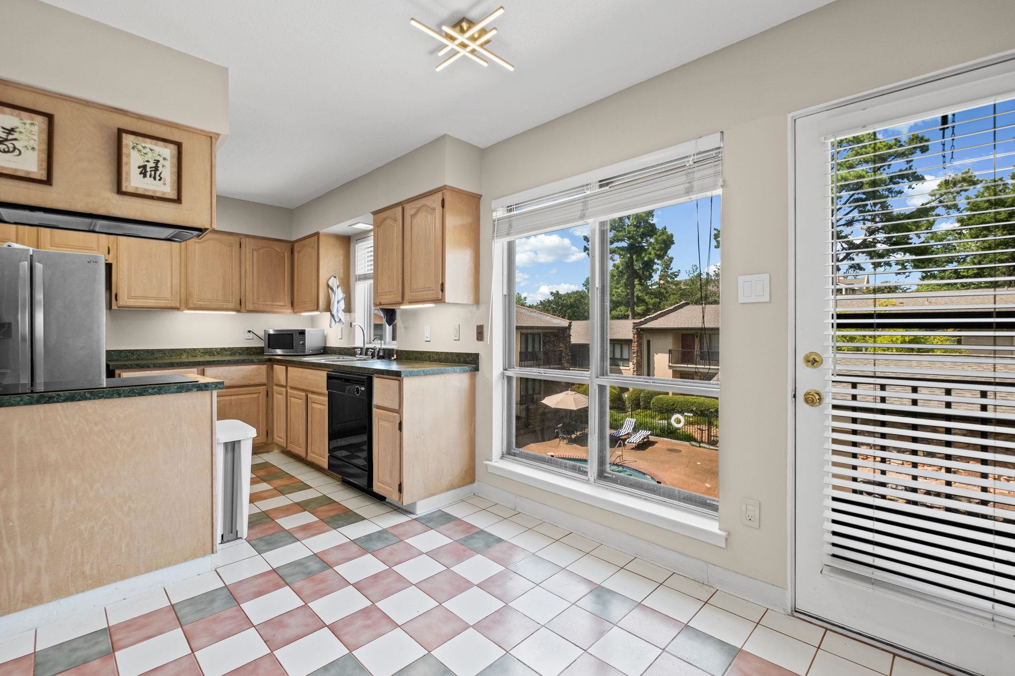 439 S Perkins Rd 439-2 Property Photo 10
