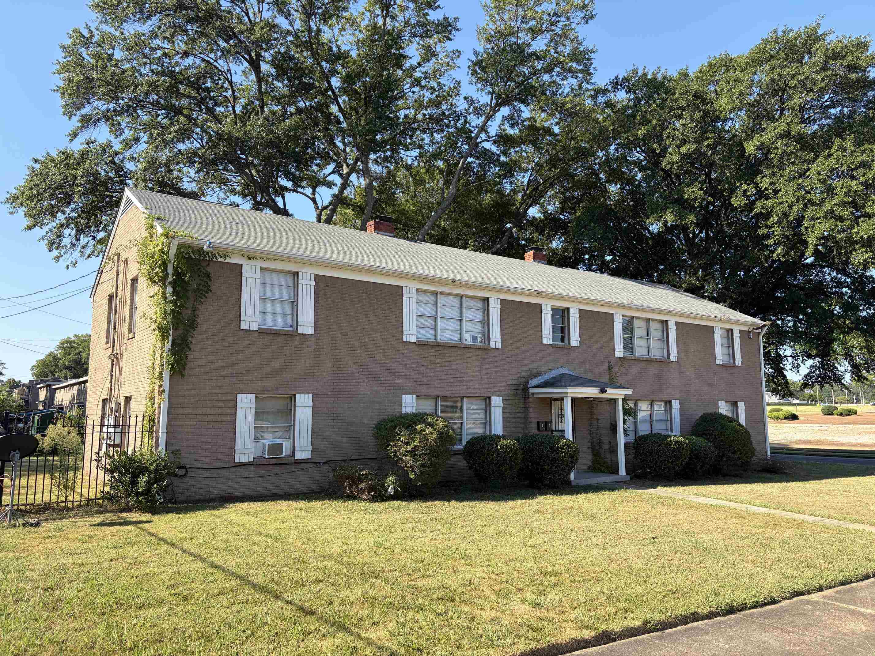 1263 Laudeen Dr 4 Property Photo 2