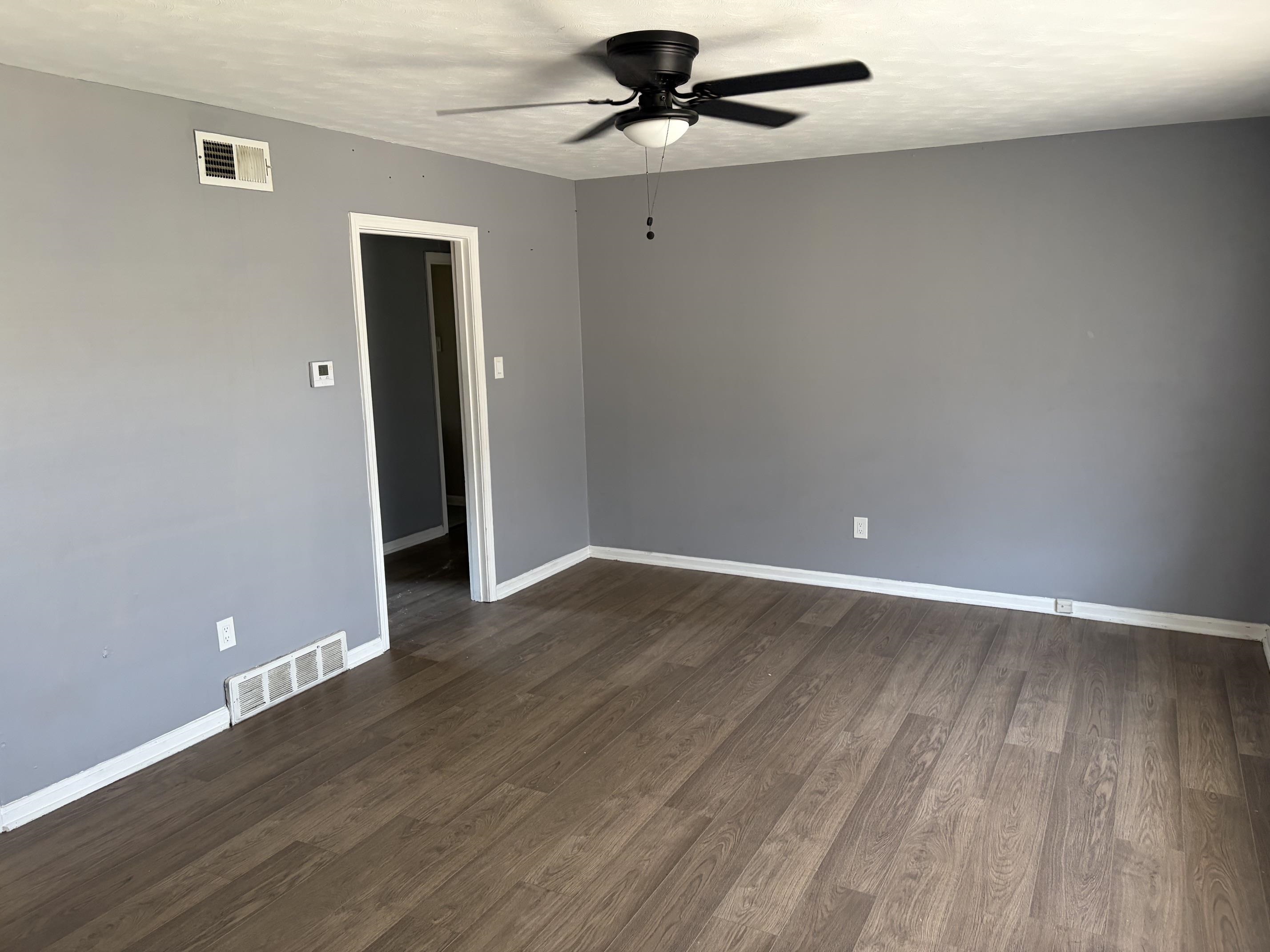 1263 Laudeen Dr 4 Property Photo 5