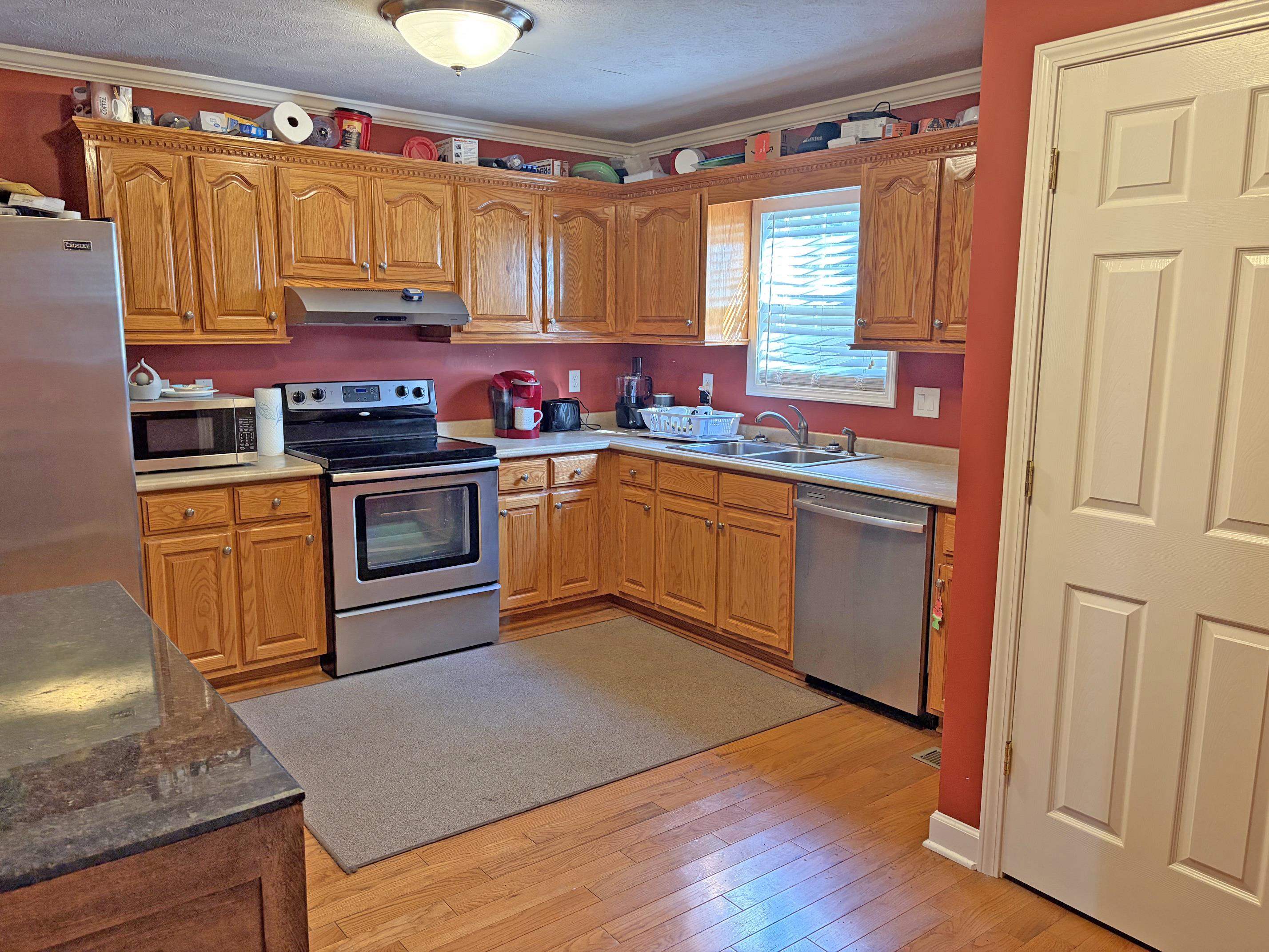 515 Patterson Rd Property Photo 4