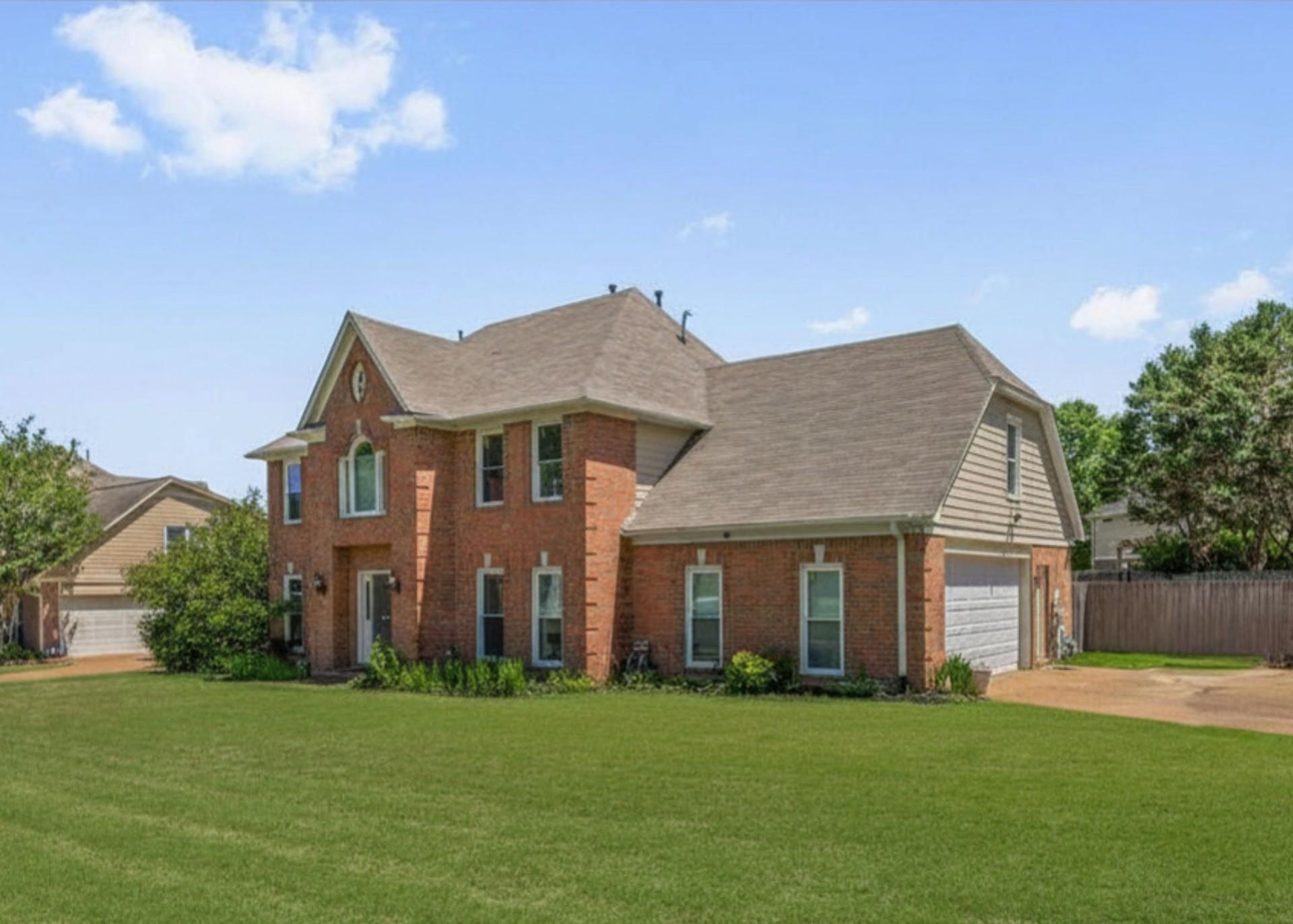 383 Nolley Dr E Property Photo 3