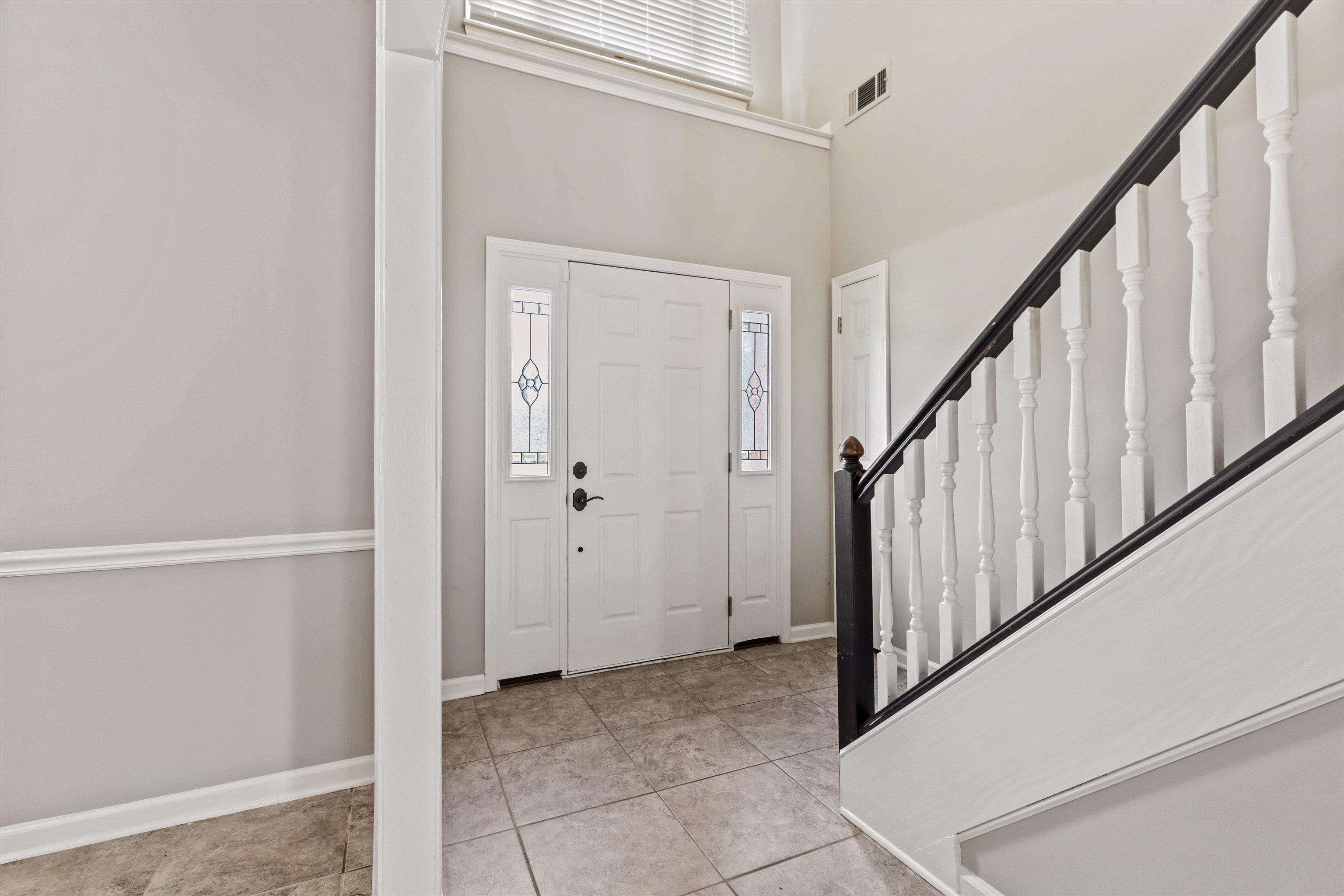 383 Nolley Dr E Property Photo 5