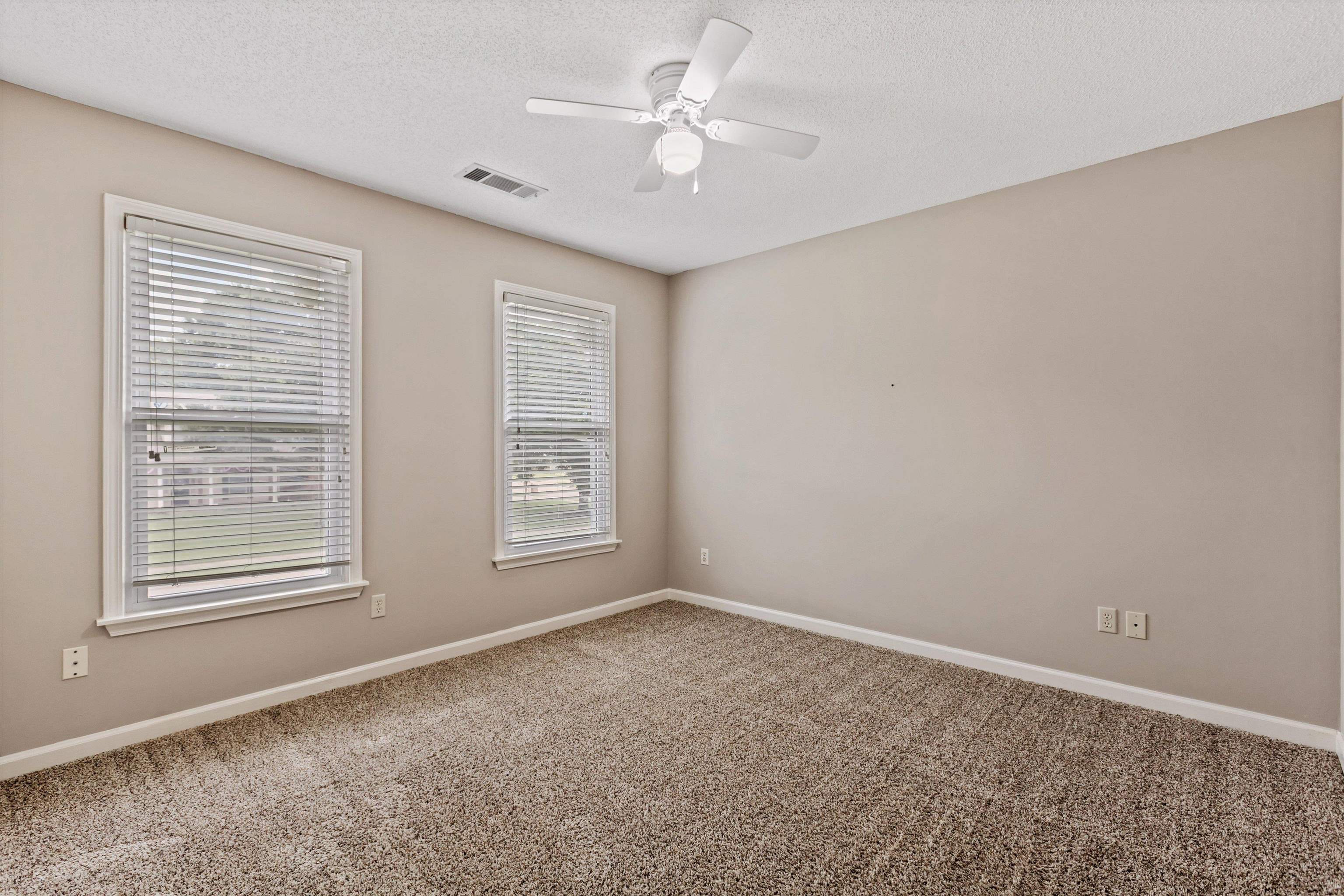 383 Nolley Dr E Property Photo 24