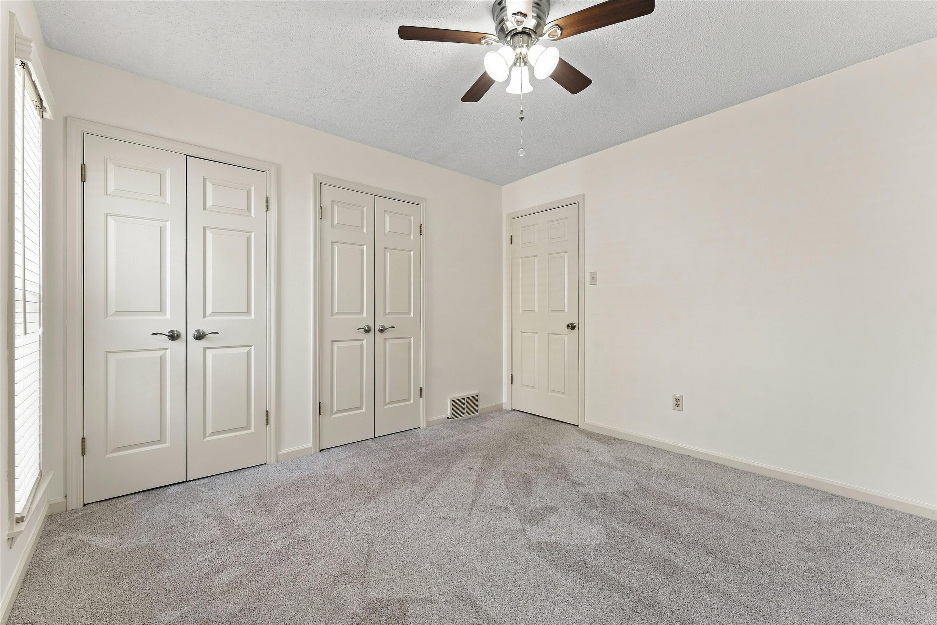2425 Fairway Oaks Dr Property Photo 19