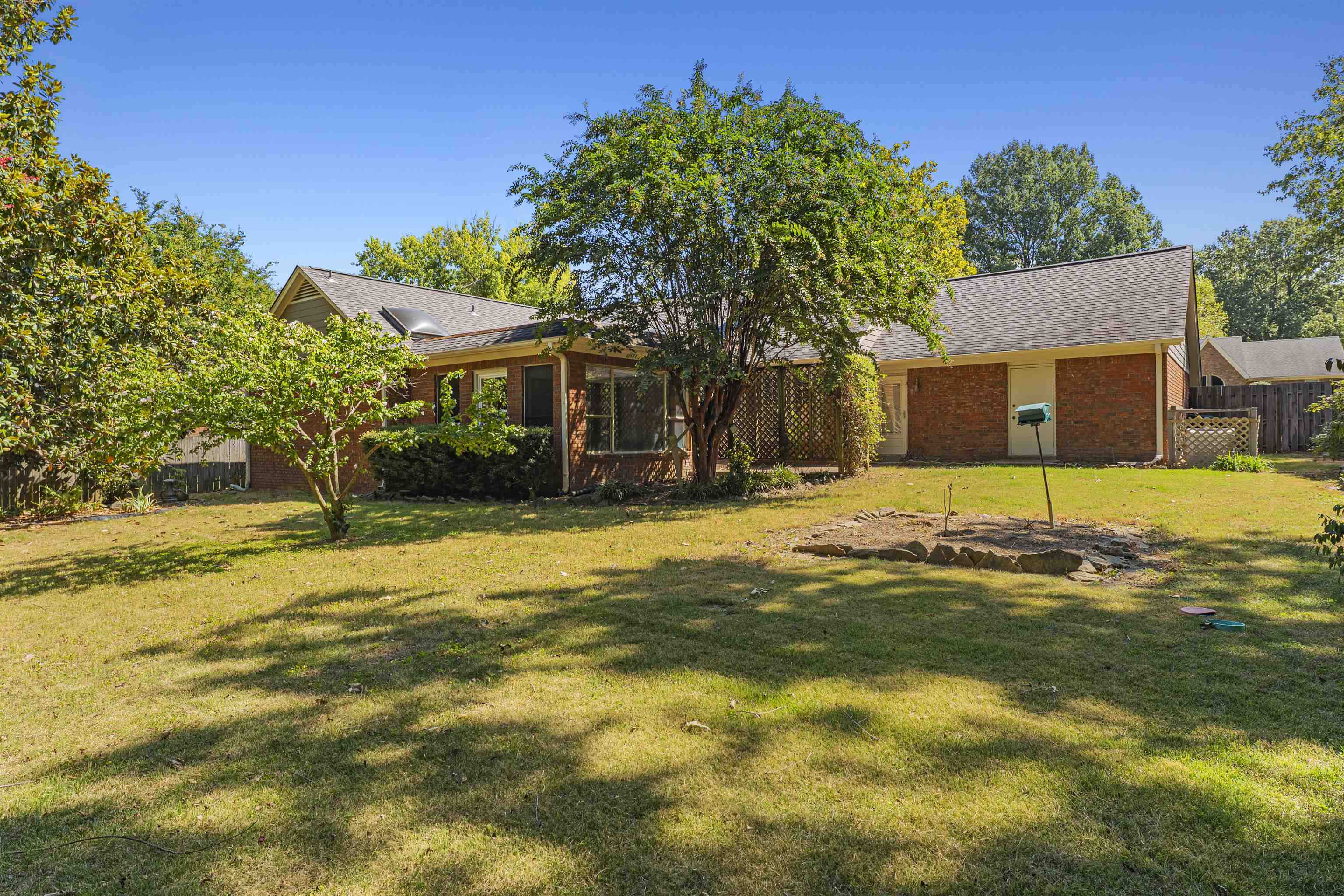 2425 Fairway Oaks Dr Property Photo 26