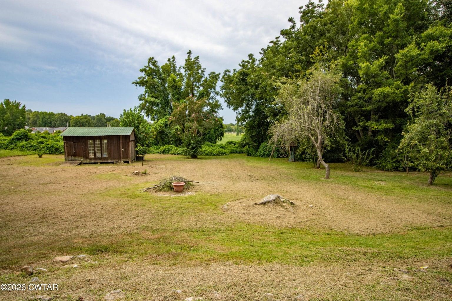 321 Lackey Ln Property Photo 7