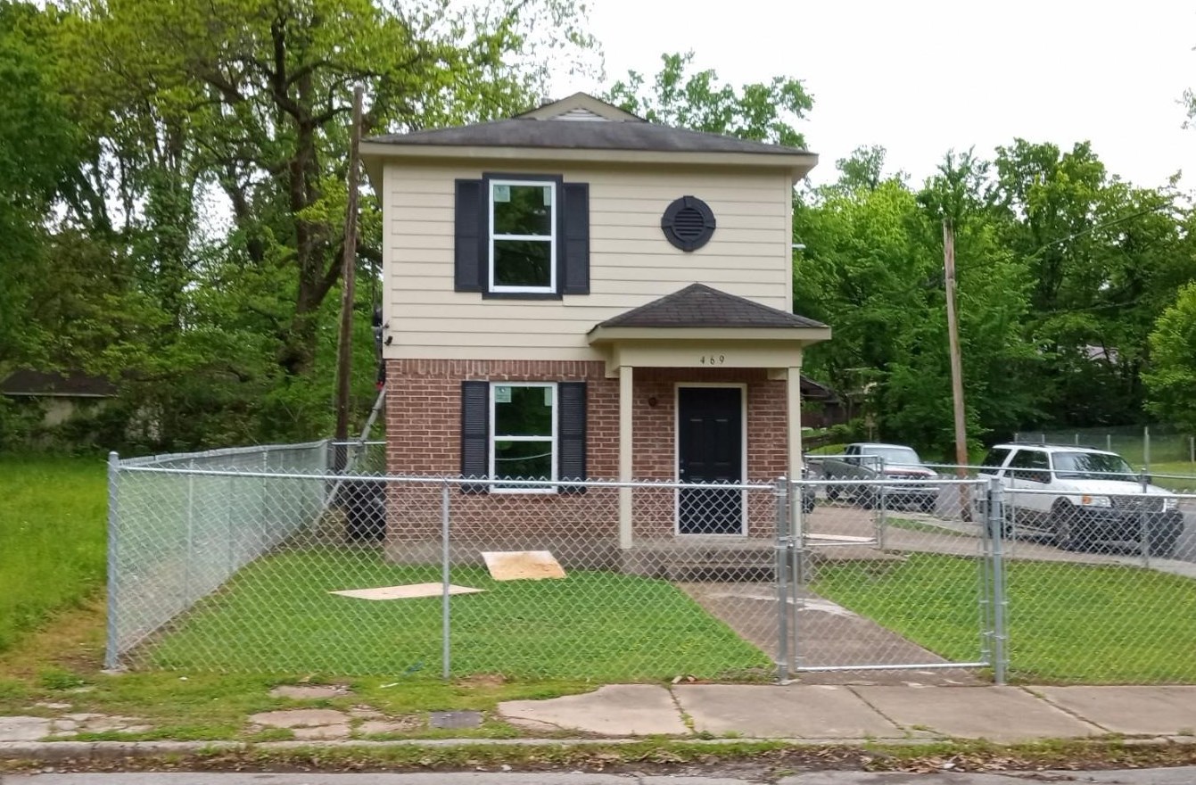 469 E OLIVE AVE Property Photo 1