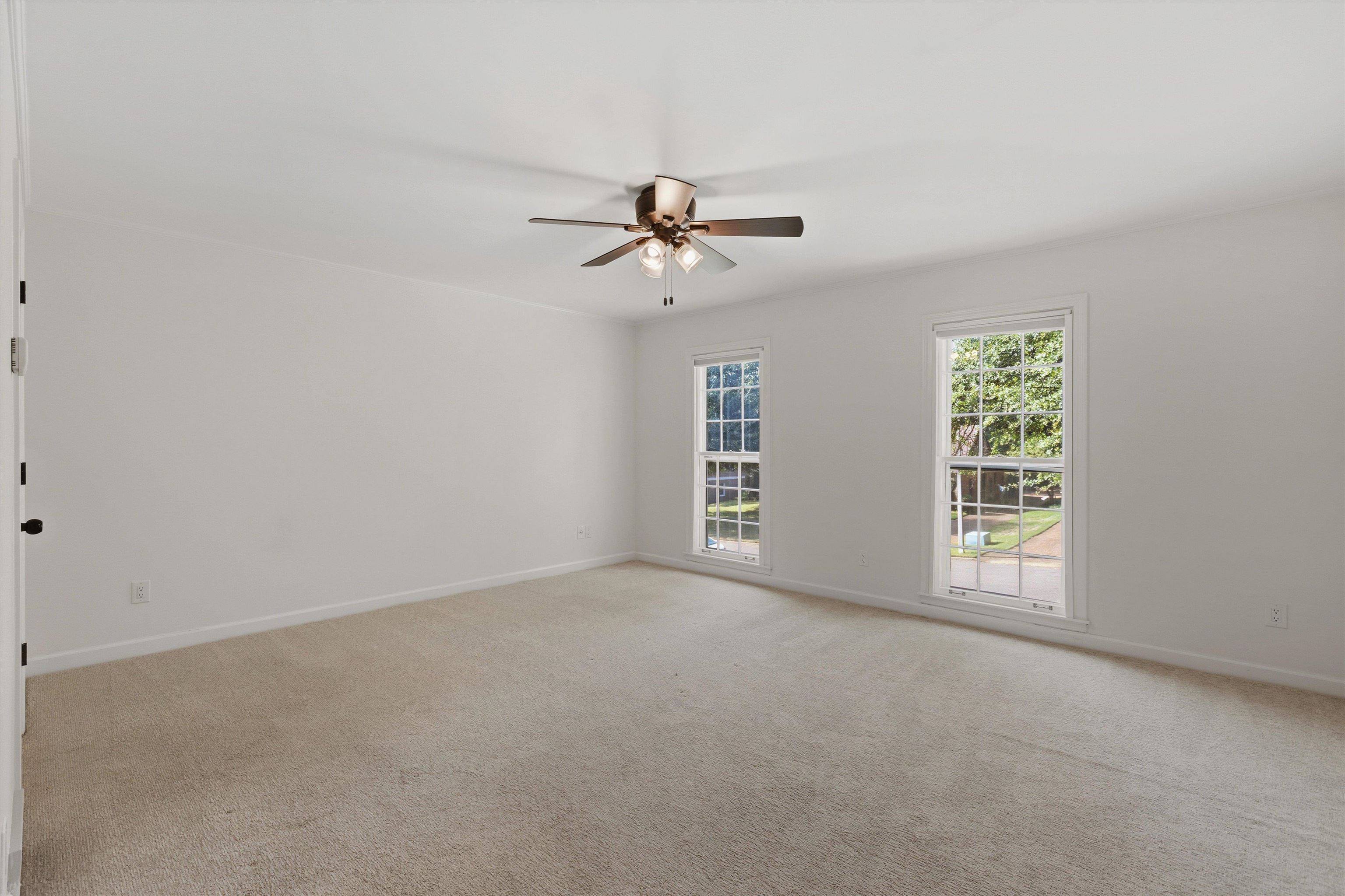7253 Stamford Dr Property Photo 16