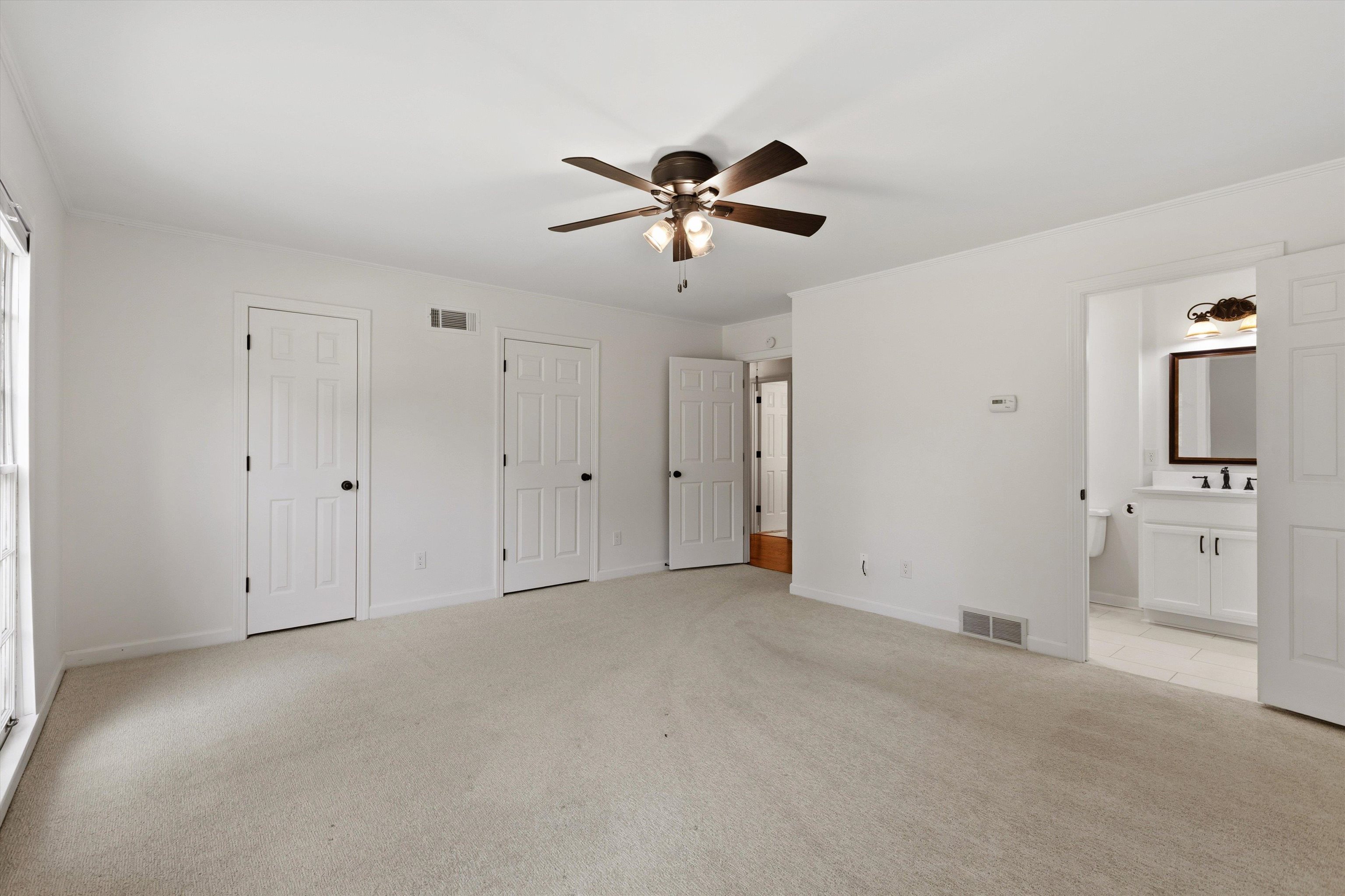 7253 Stamford Dr Property Photo 17