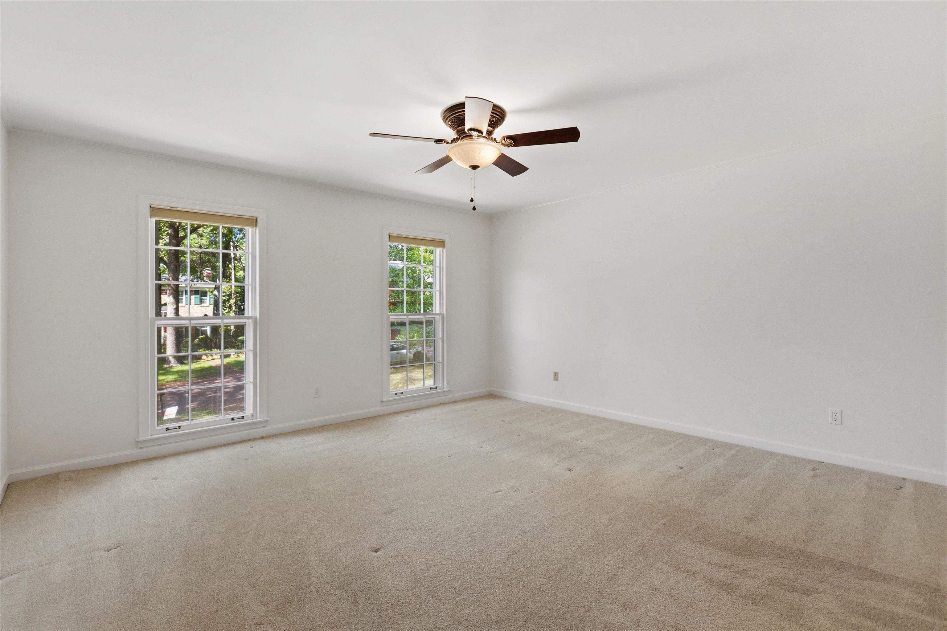 7253 Stamford Dr Property Photo 20