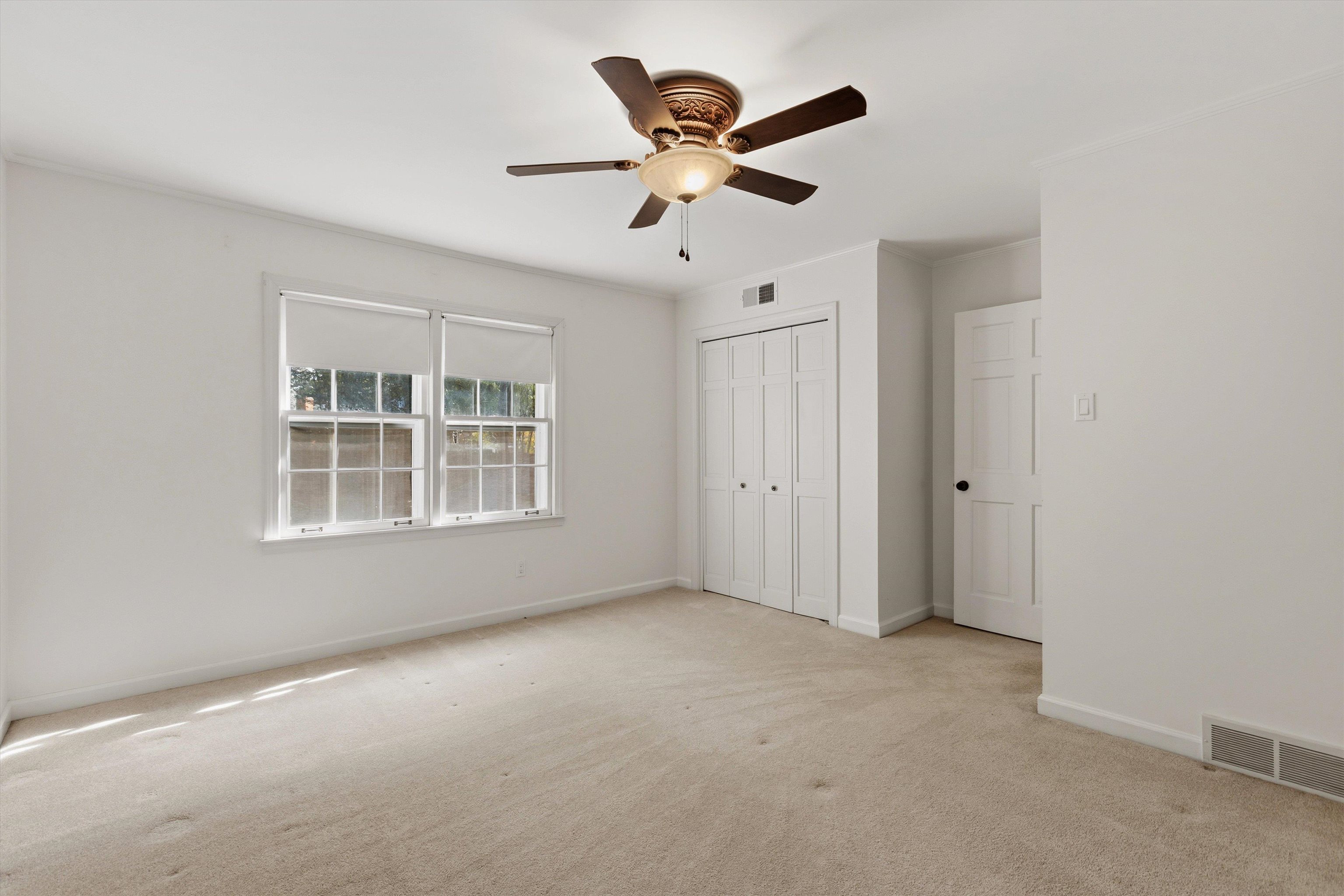 7253 Stamford Dr Property Photo 21