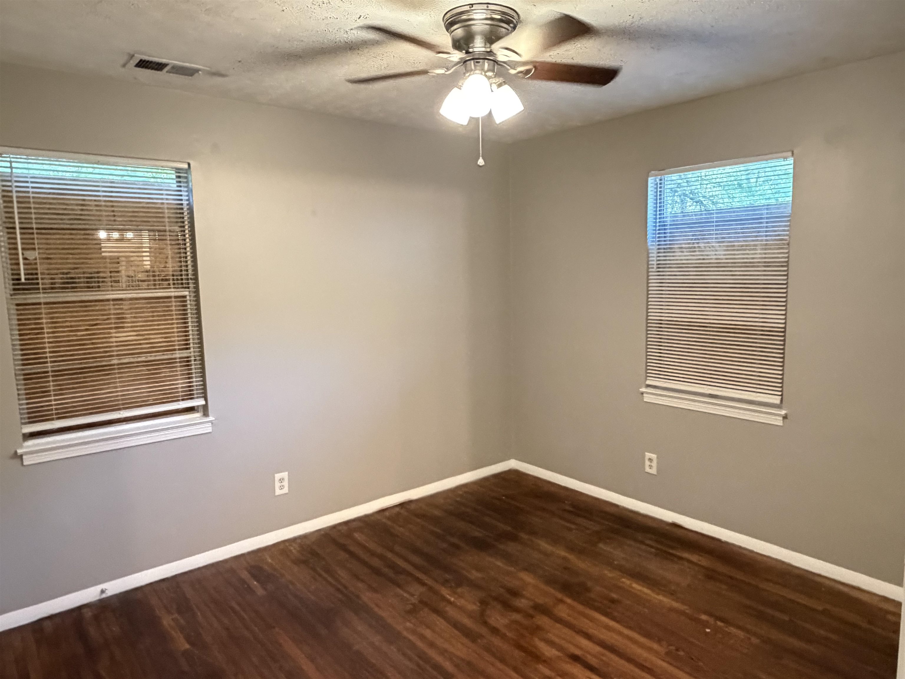3649 Suzanne Dr Property Photo 21