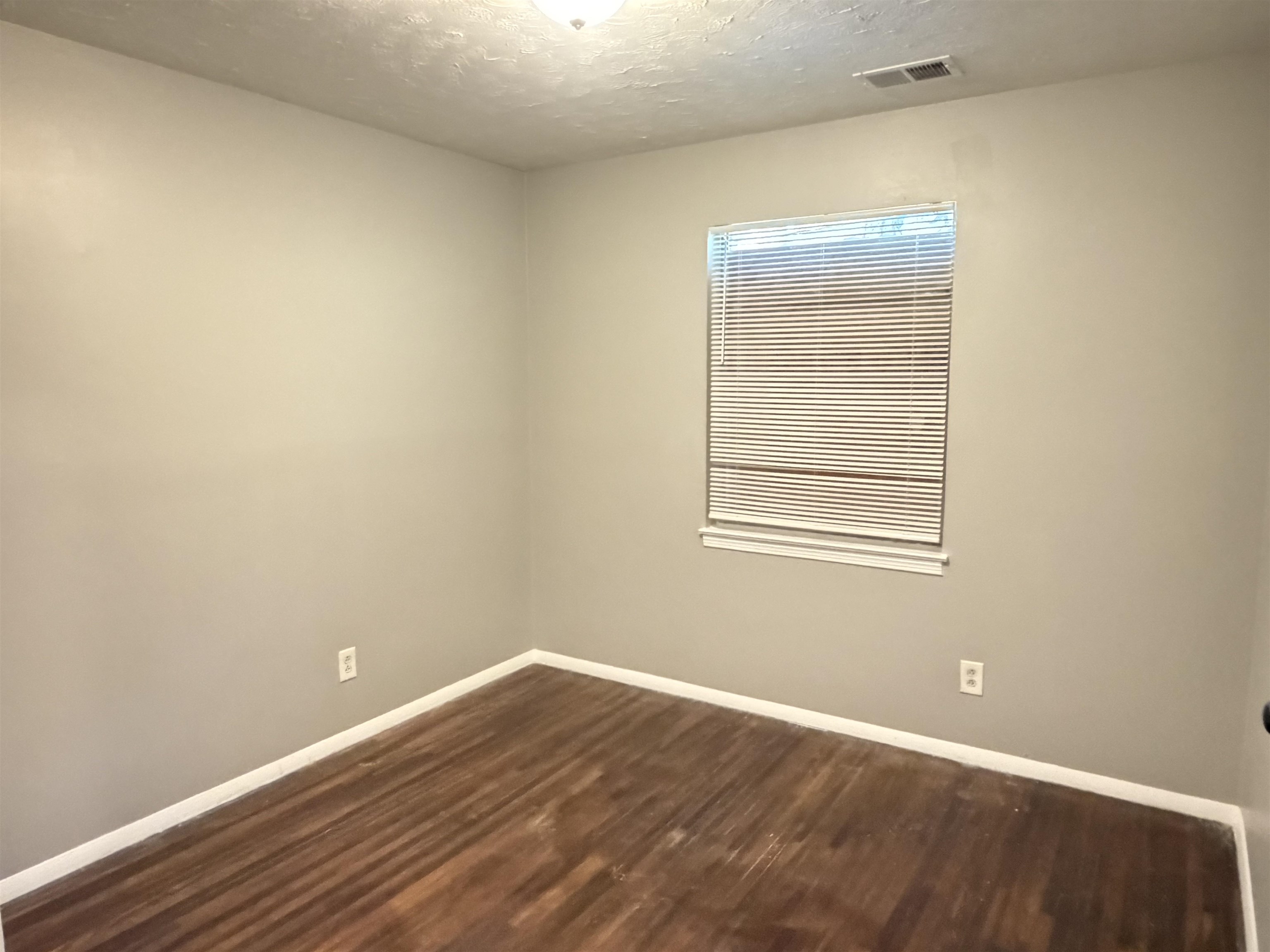 3649 Suzanne Dr Property Photo 22