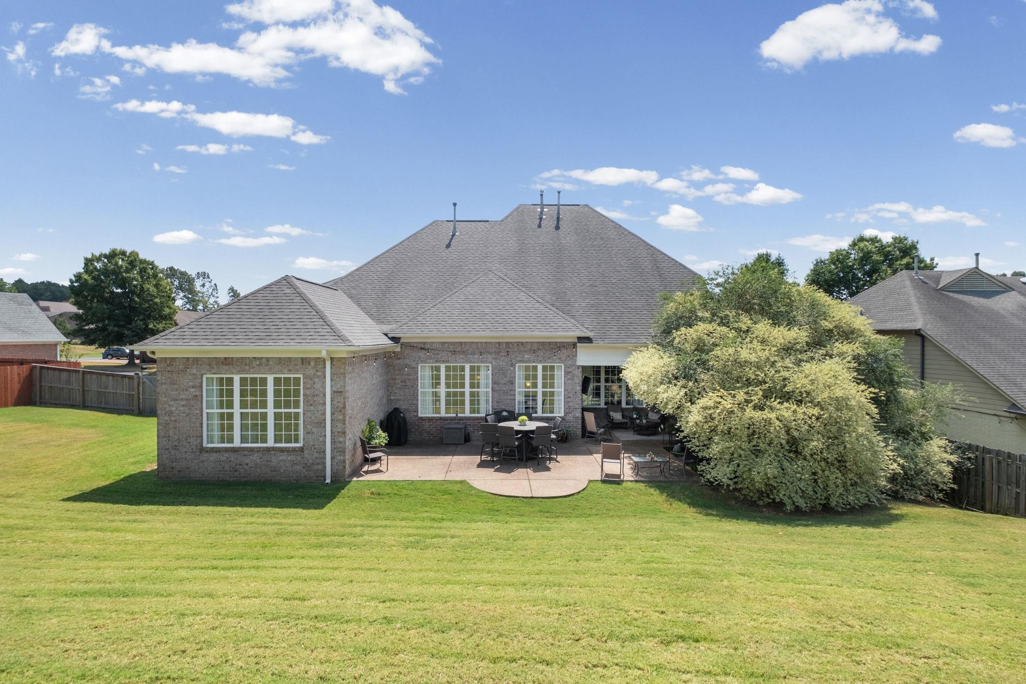 9424 Laurel Hill Dr Property Photo 40