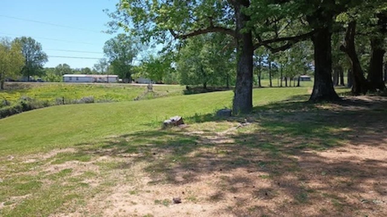 2158 Barlow Rd Property Photo 10