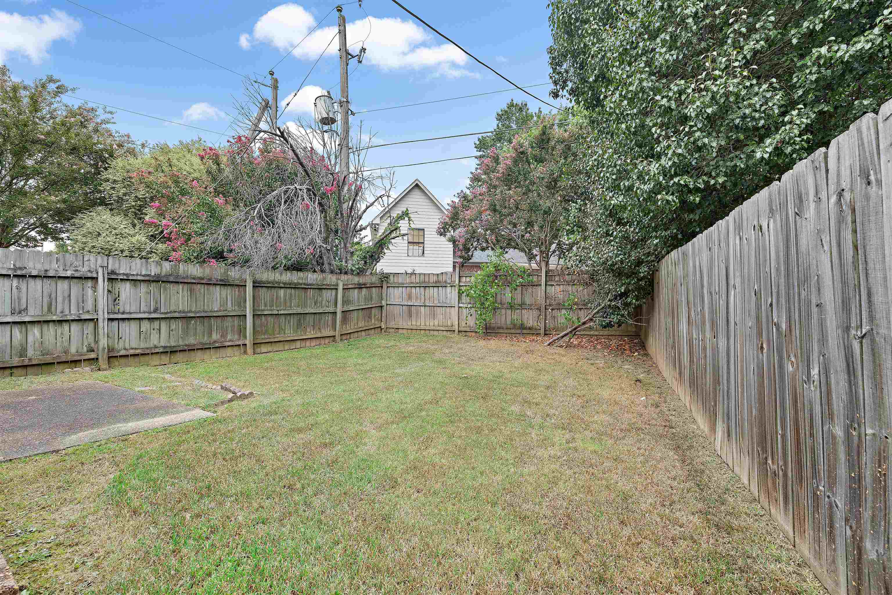 1613 Oaken Bucket Dr Property Photo 6