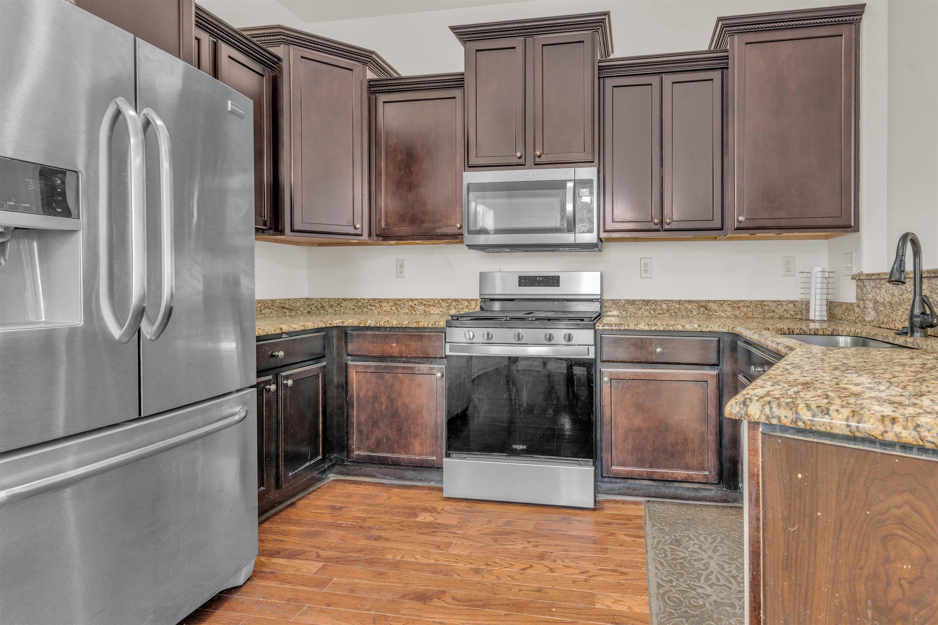 4835 Saddlehorn Cv Property Photo 7