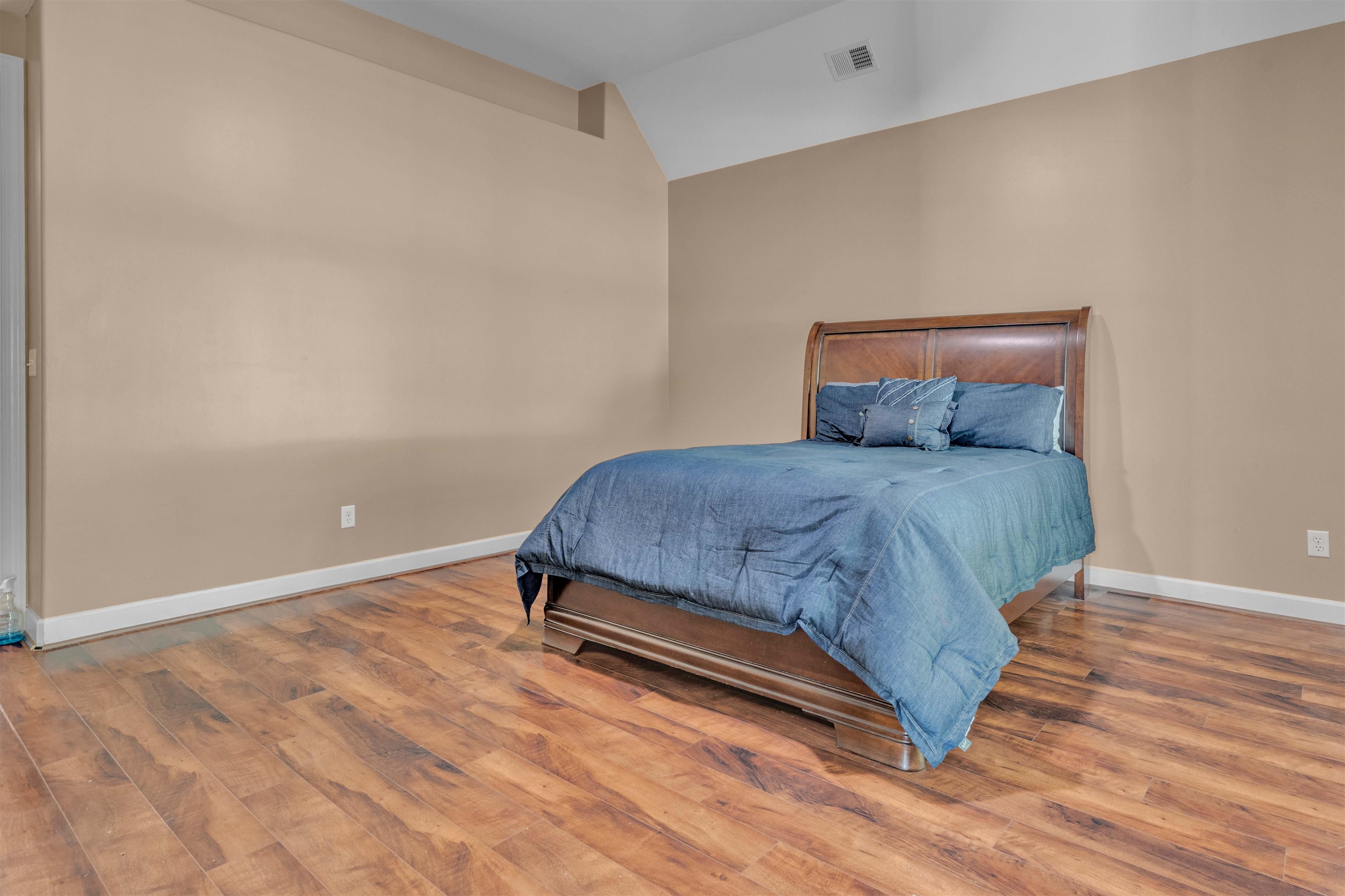4835 Saddlehorn Cv Property Photo 10