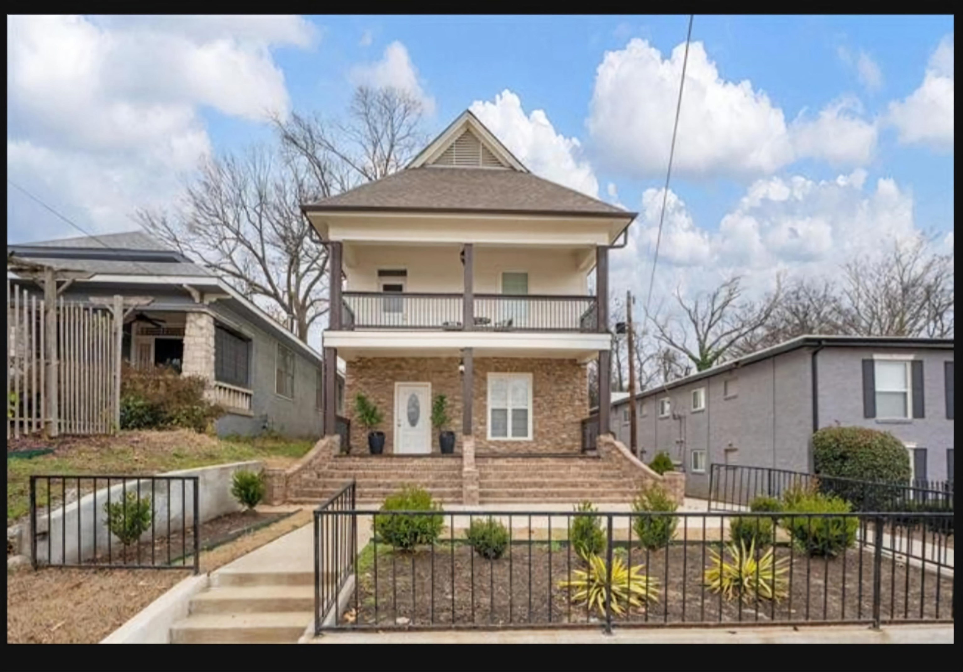 31 S Morrison St Property Photo 1