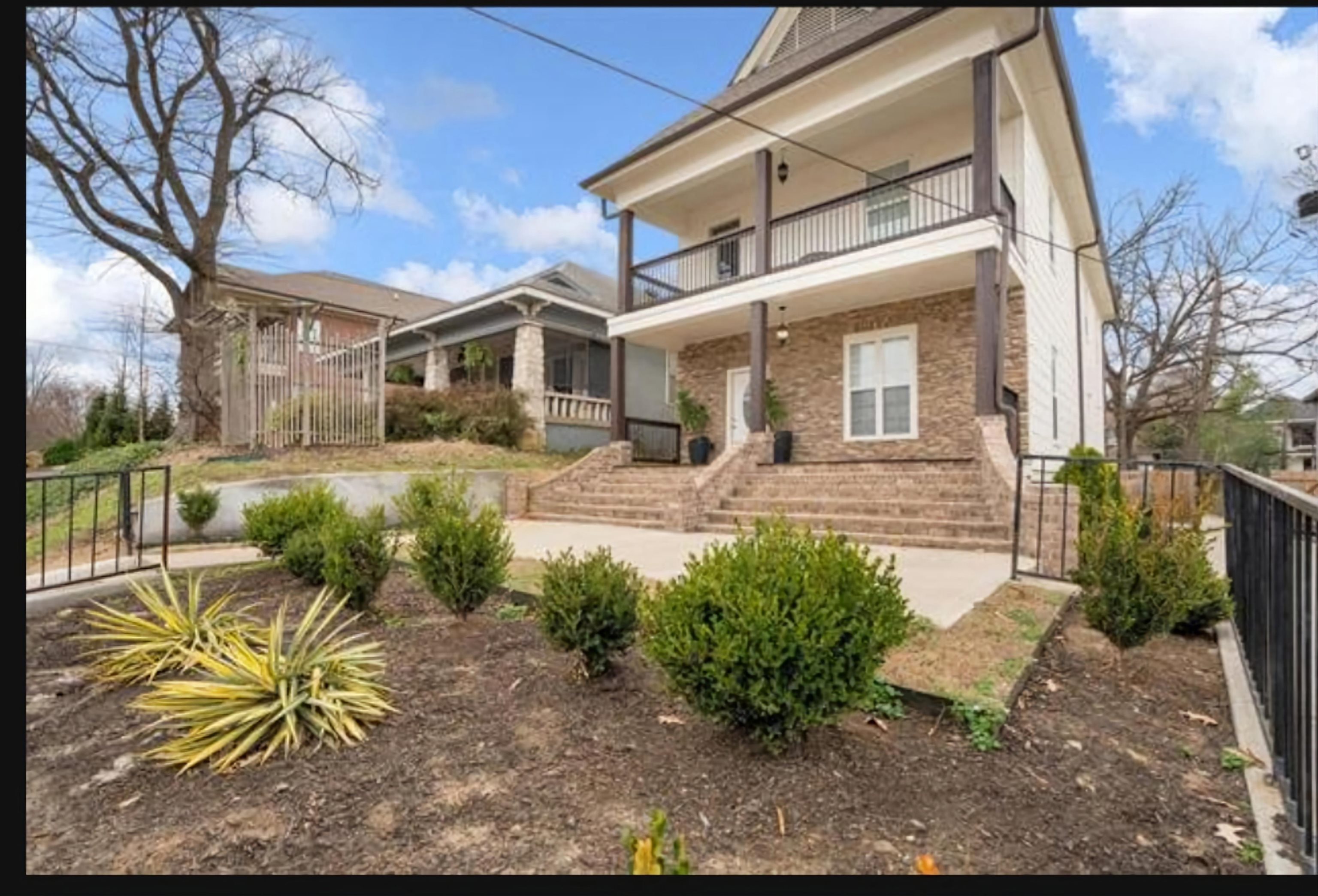 31 S Morrison St Property Photo 2