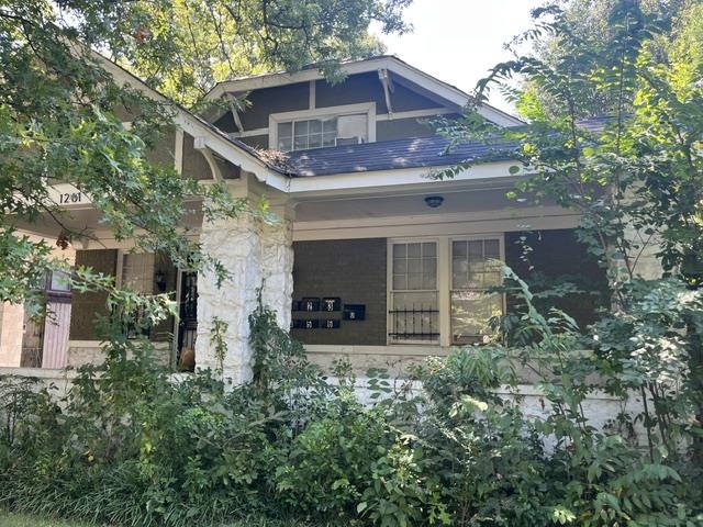 1261 Central Ave Property Photo 1