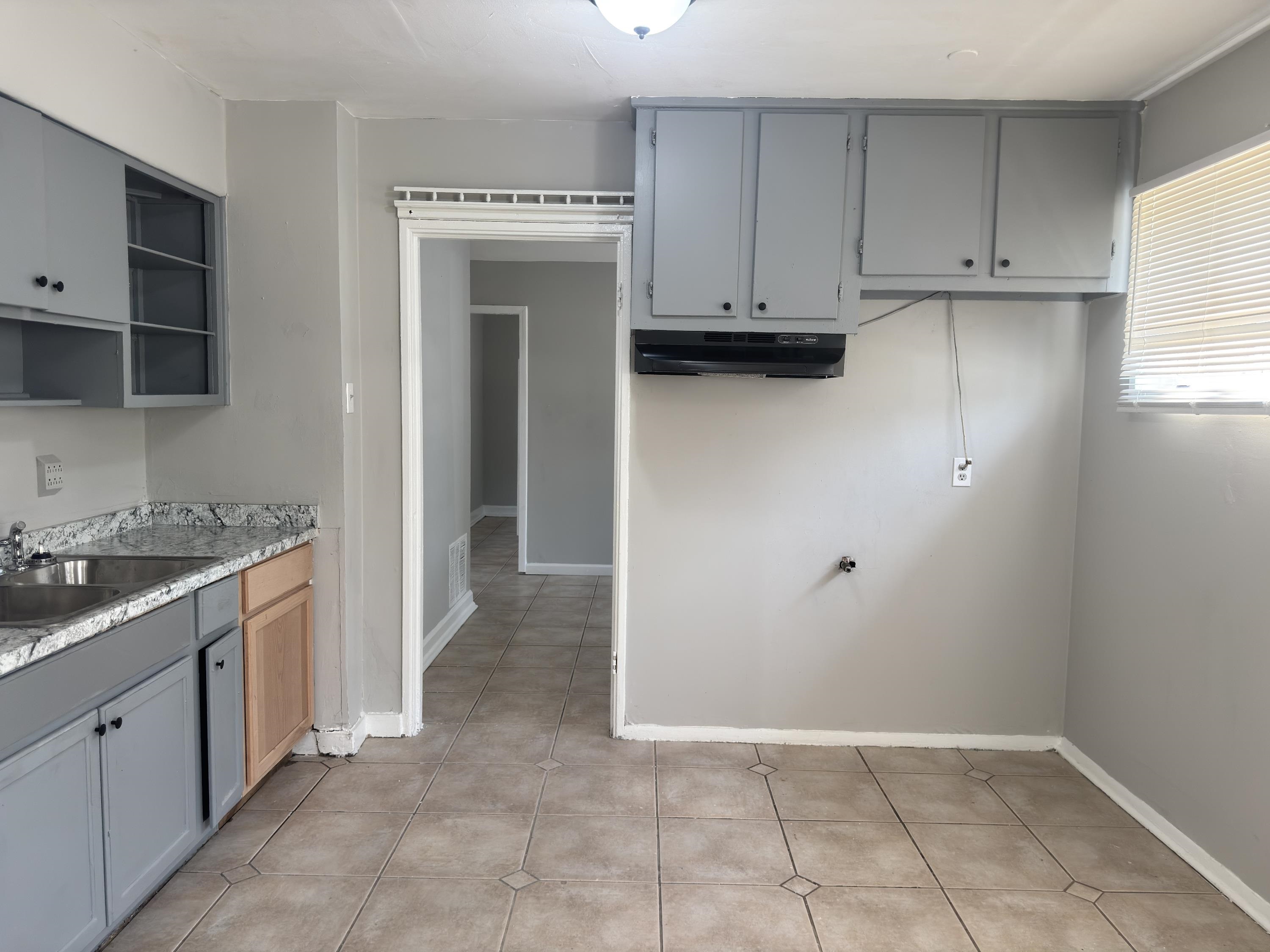 1770 Sugarloaf St Property Photo 4