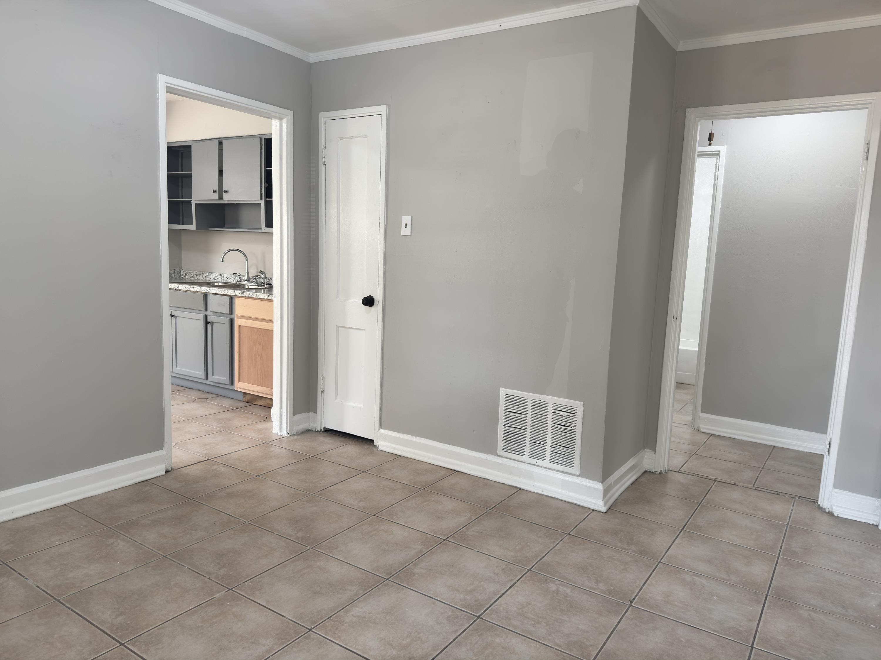1770 Sugarloaf St Property Photo 6