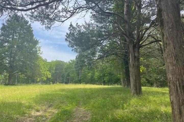 KAY LN Property Photo 1