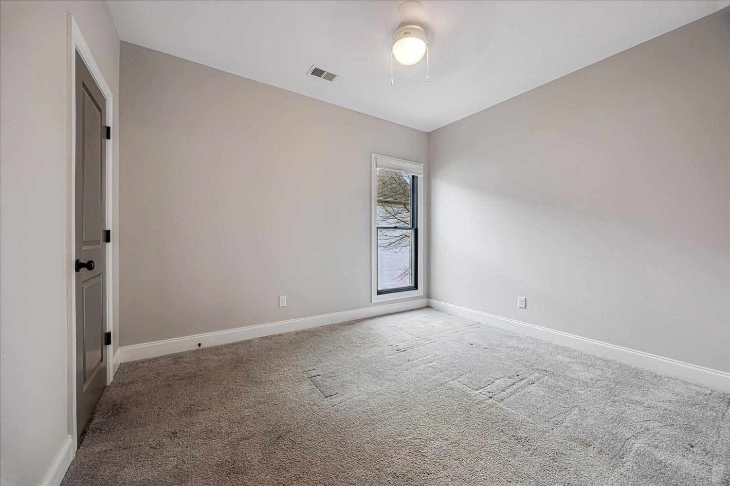 93 Toulouse Dr Property Photo 27