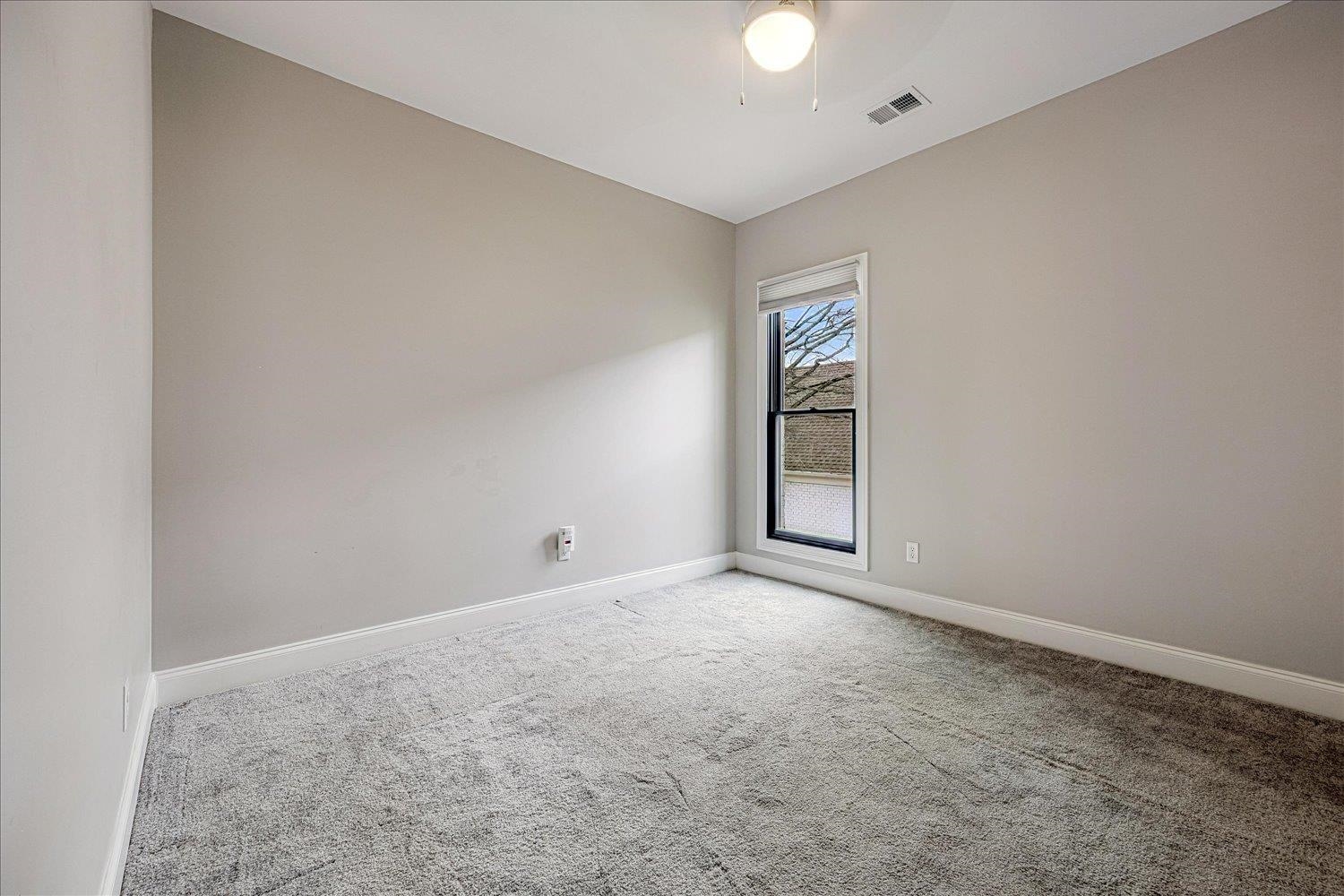 93 Toulouse Dr Property Photo 29