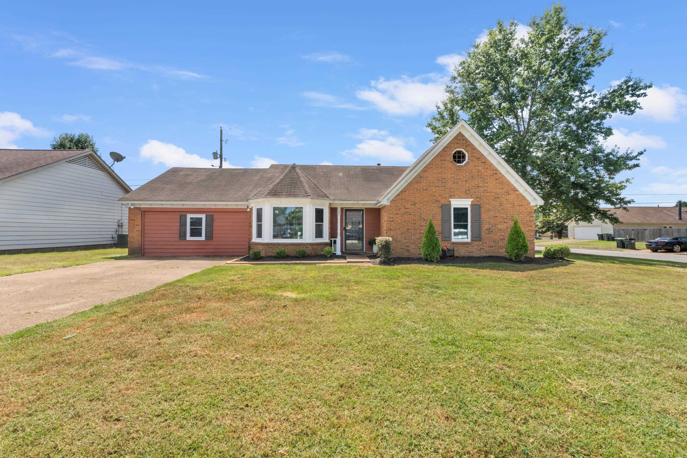 7527 Appling Mill Way Property Photo 1